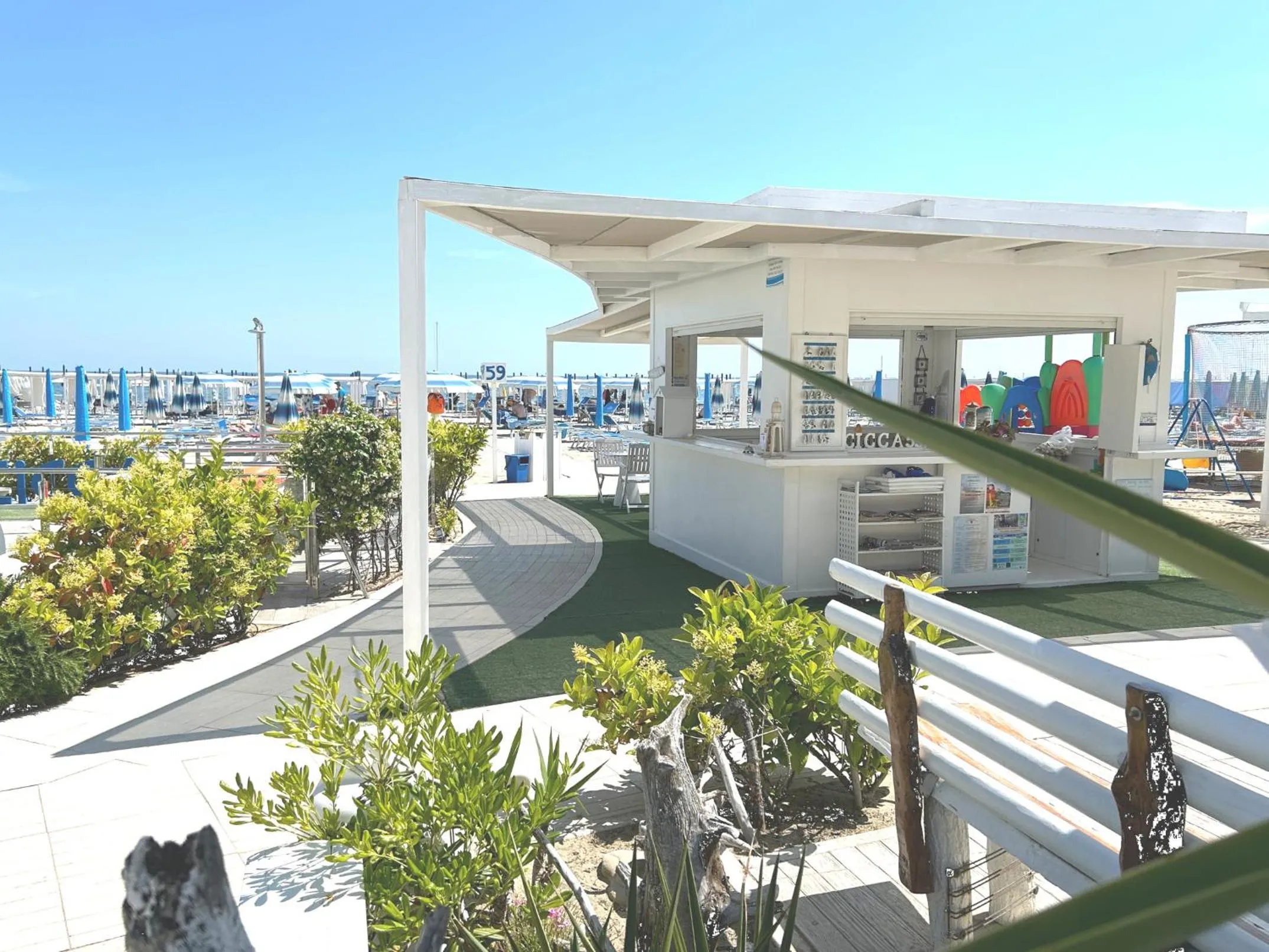 Beach in Hotel Pacific