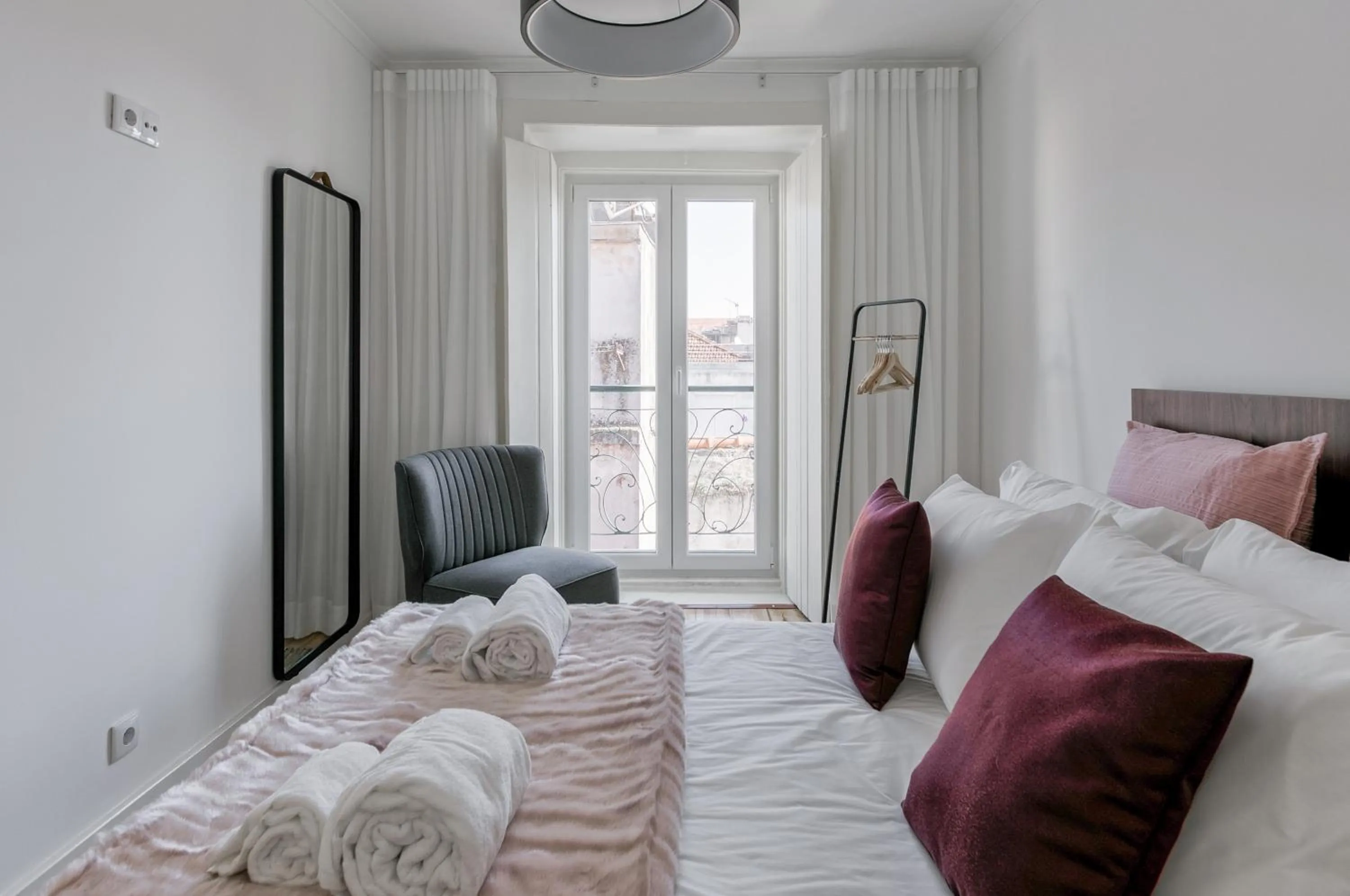 Bedroom, Bed in Hip Tailor Made Duplex Penthouse in Bairro Alto