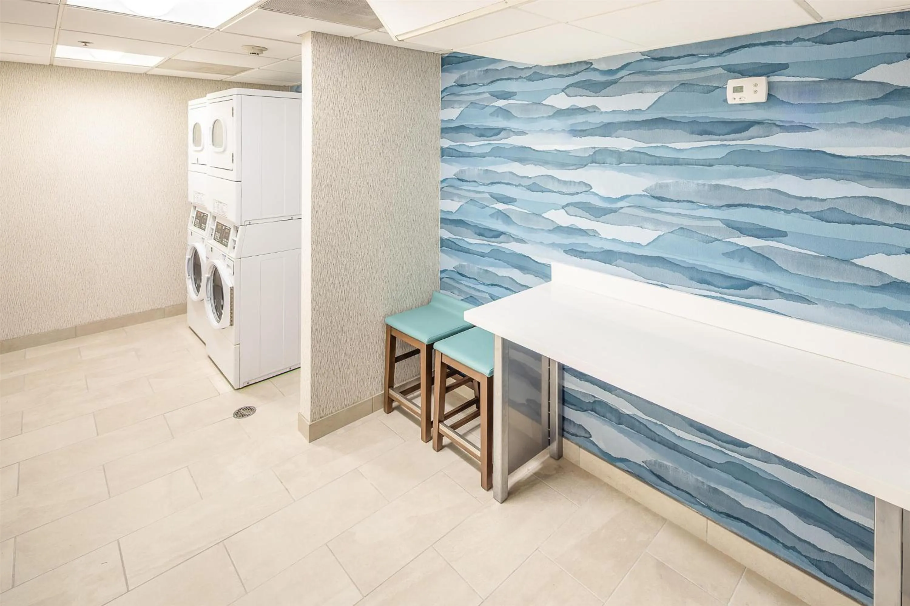 laundry in Hampton Inn & Suites St. Augustine-Vilano Beach