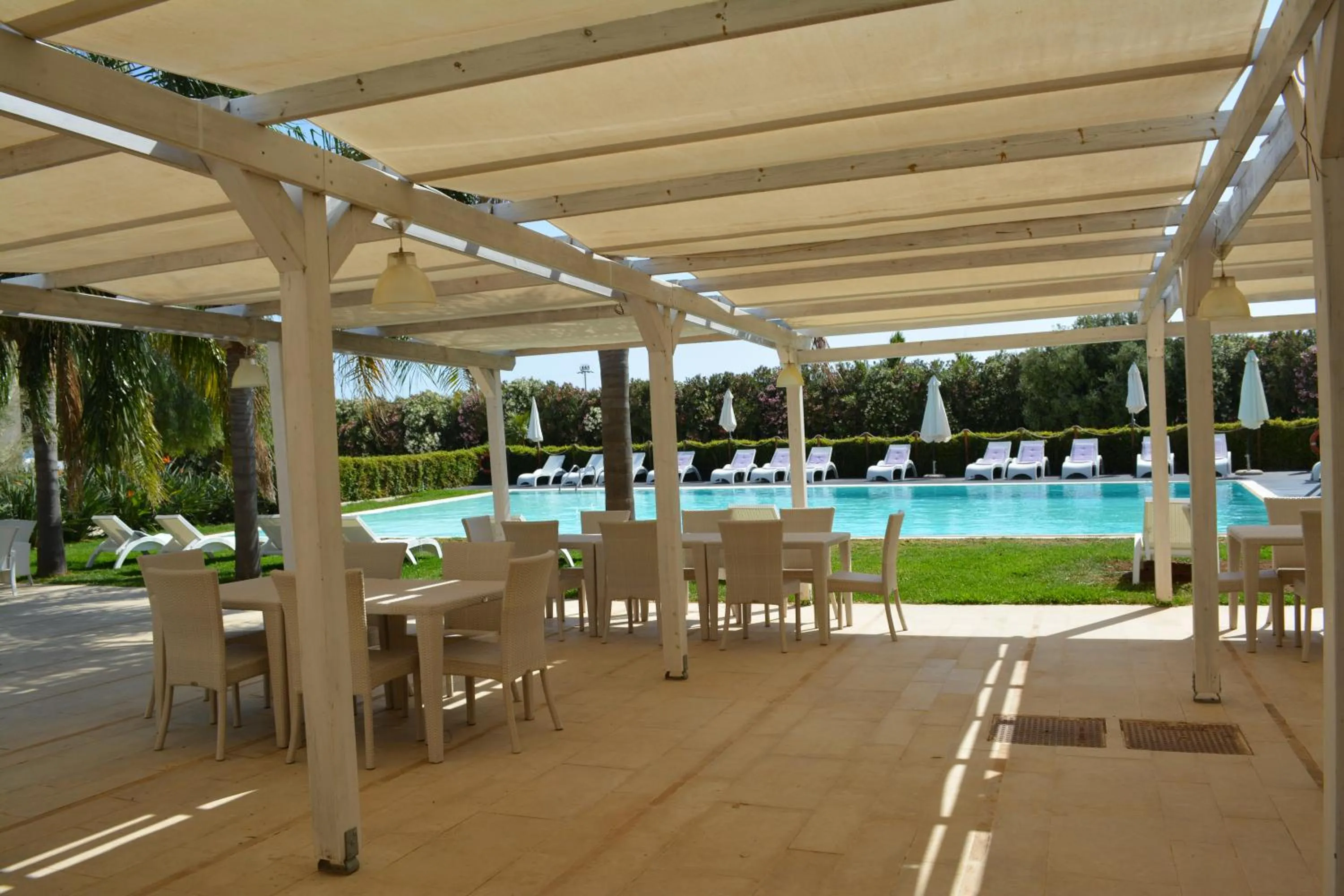 Dining area in Life Hotels Kalaonda Resort