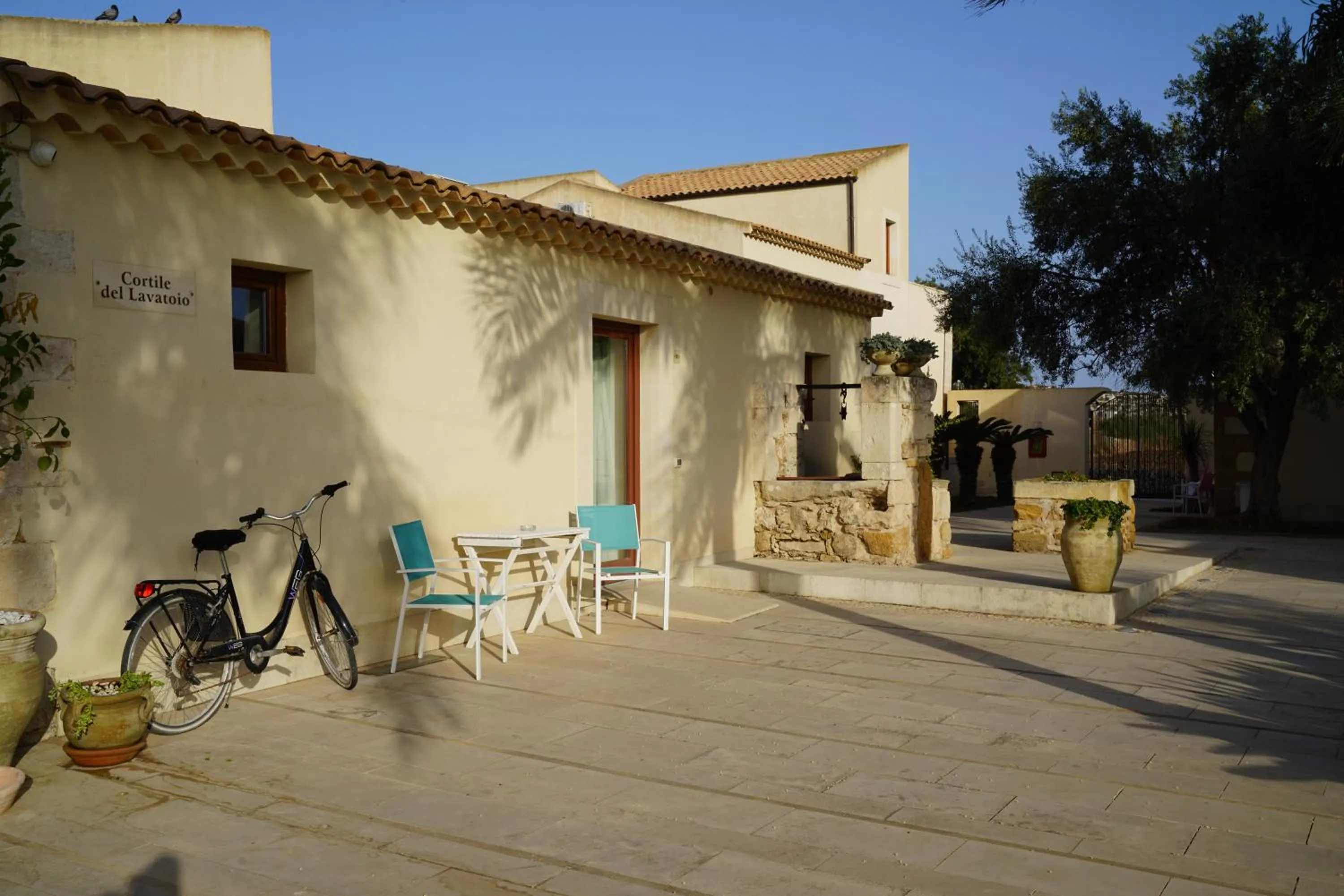 Inner courtyard view in Life Hotels Kalaonda Resort