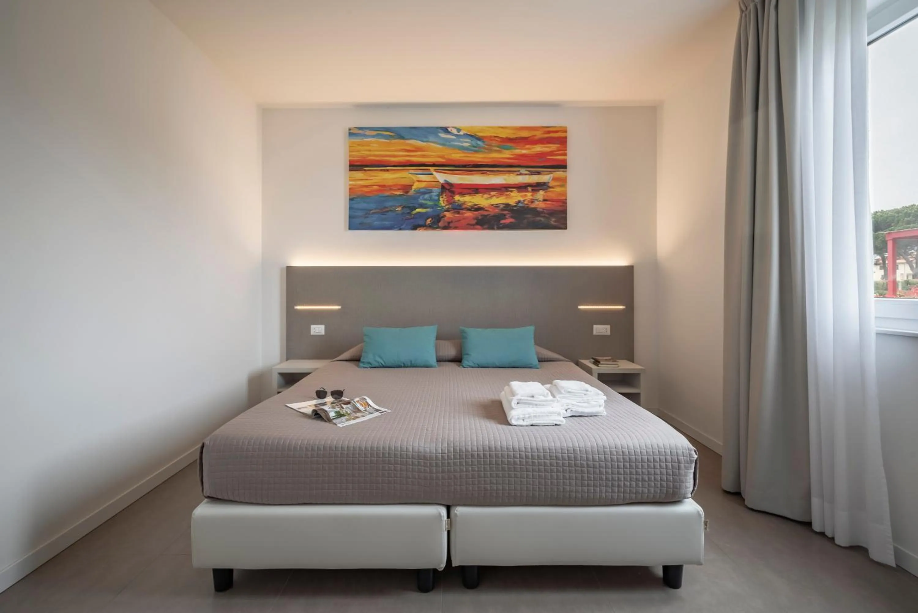 Bedroom, Bed in Vada Village