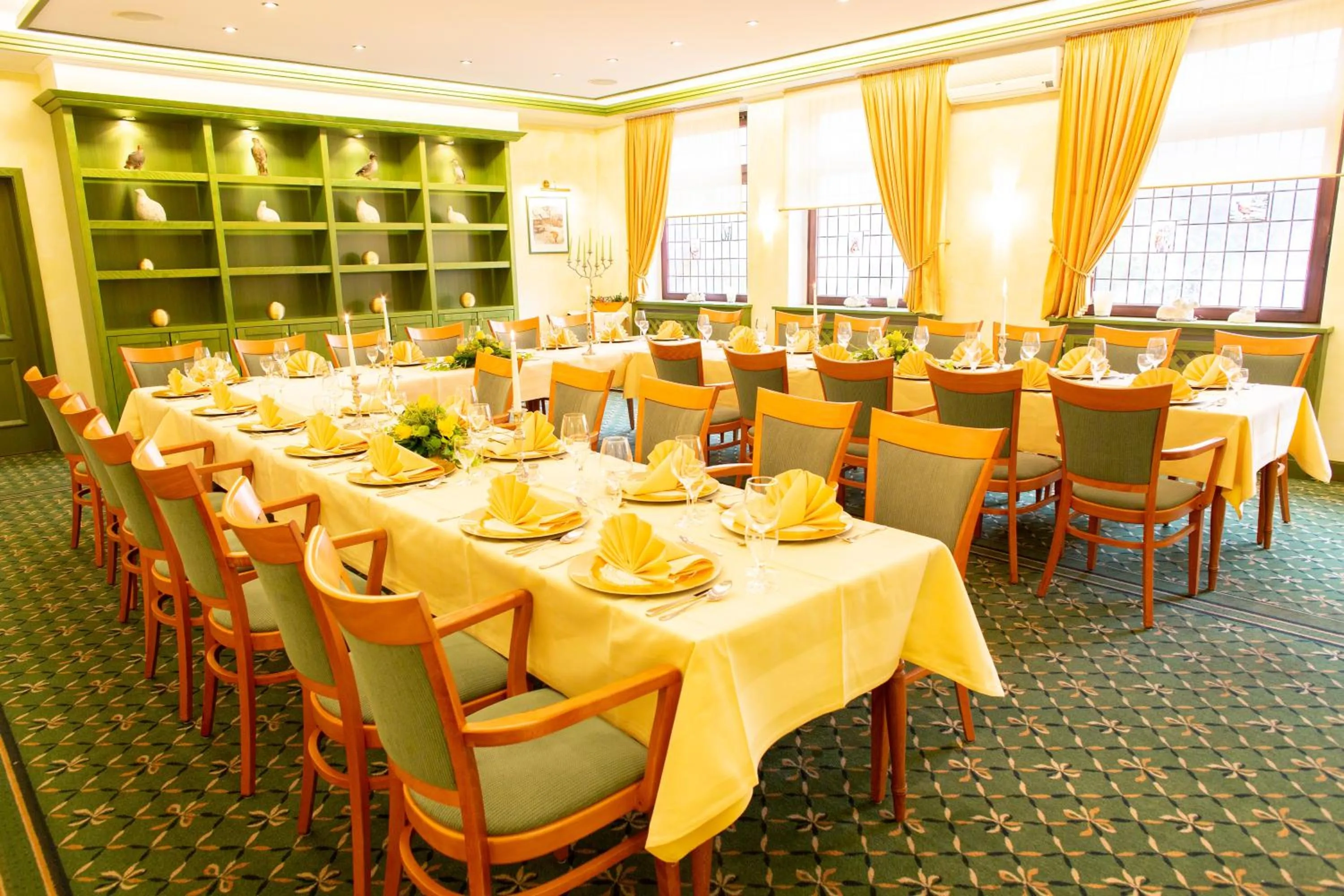 Restaurant/places to eat in Hotel Daub