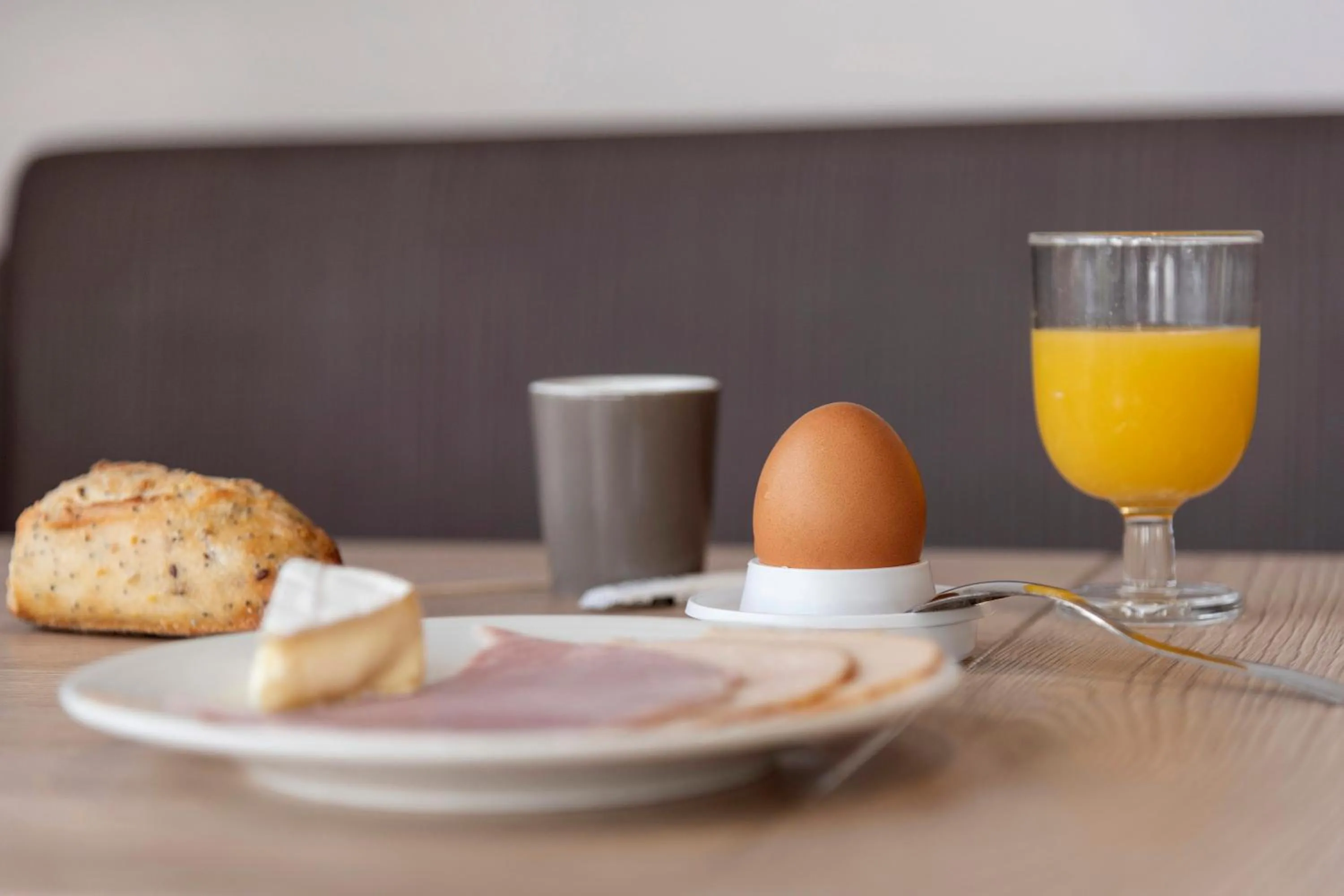 Breakfast in Ace Hôtel Paris Sud Villabe
