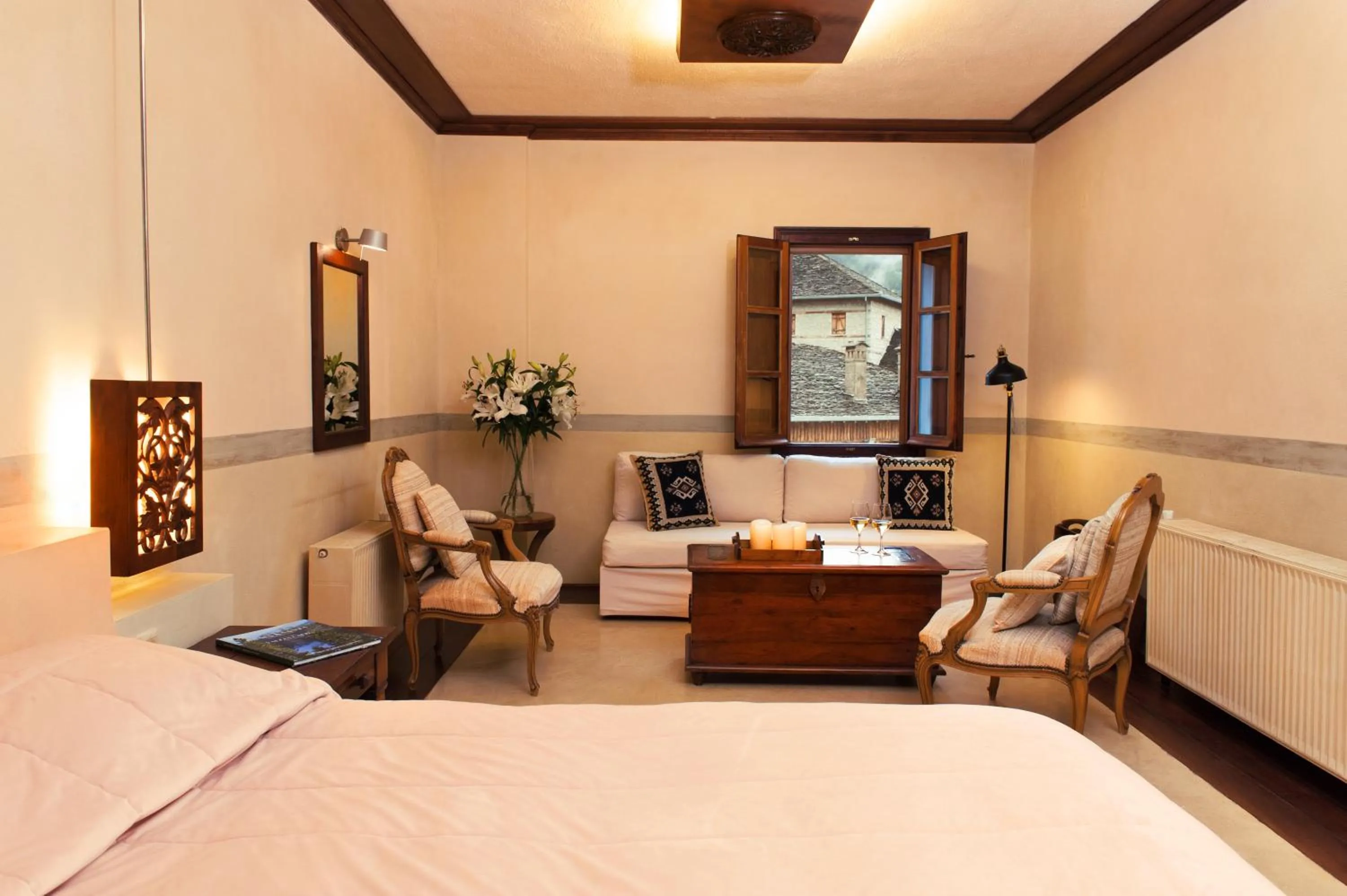 Bed in Katogi Averoff Hotel & Winery