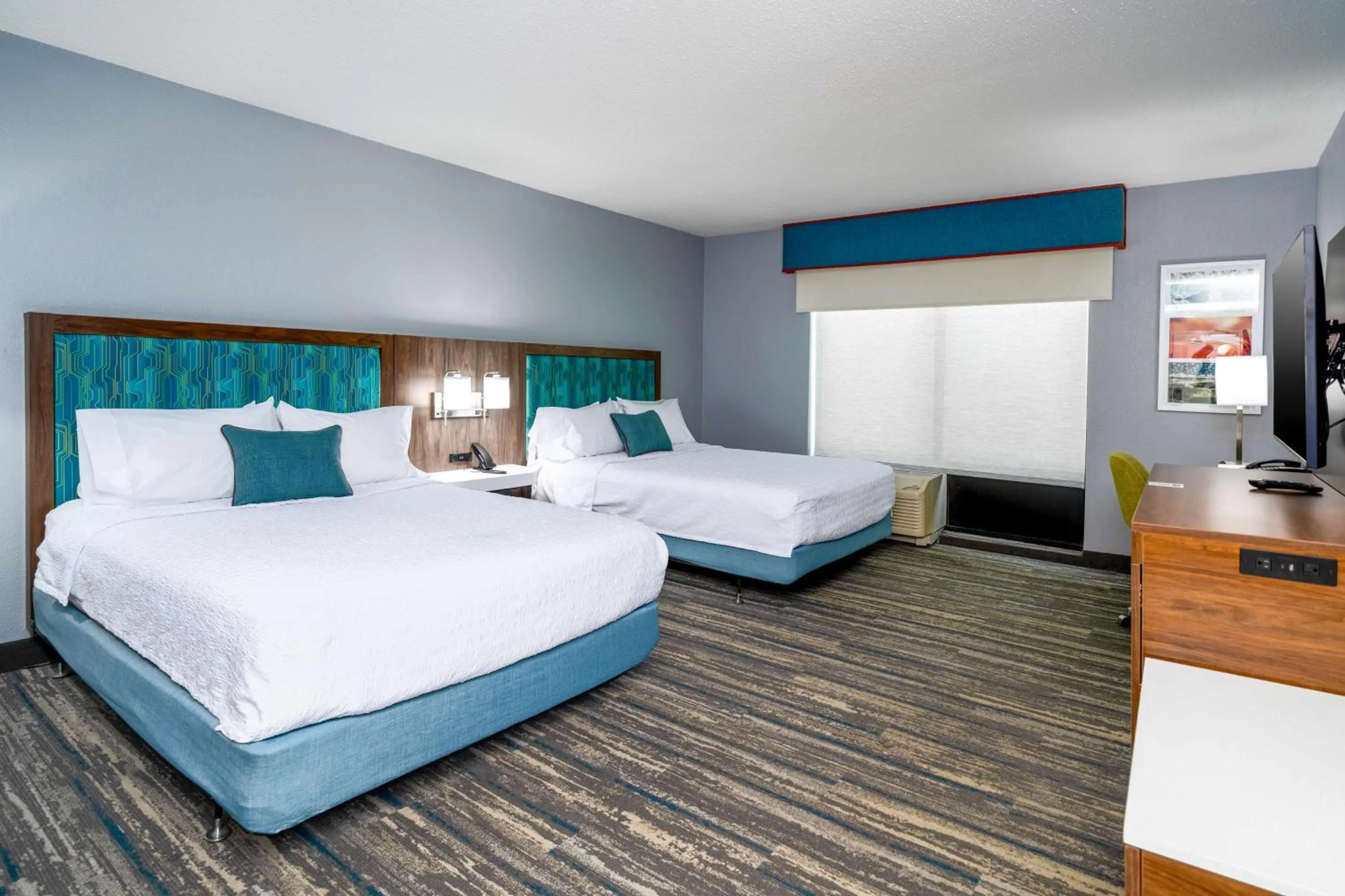 Bed in Hampton Inn Dahlgren