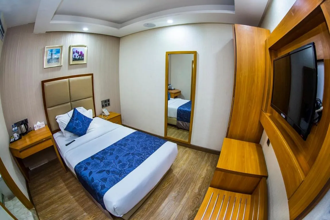 Bed in Days Hotel Dhaka