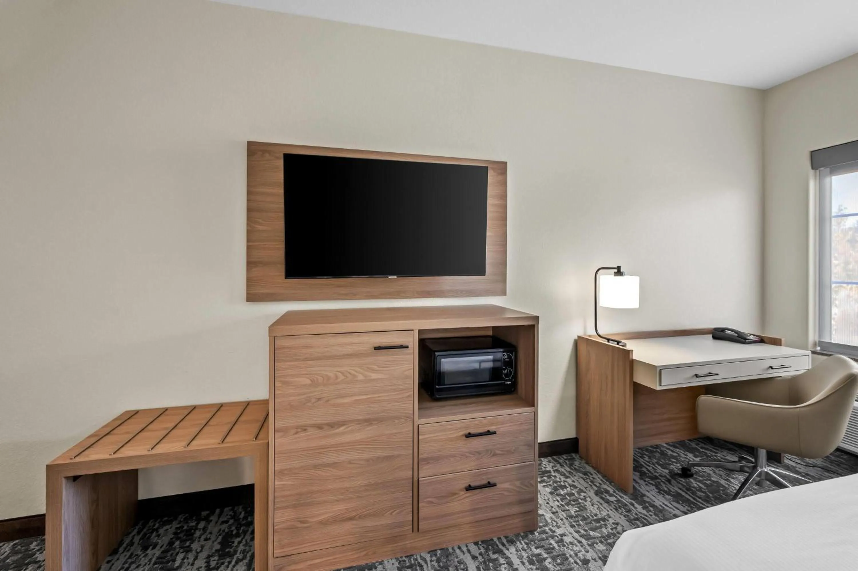 Bed in La Quinta by Wyndham Searcy