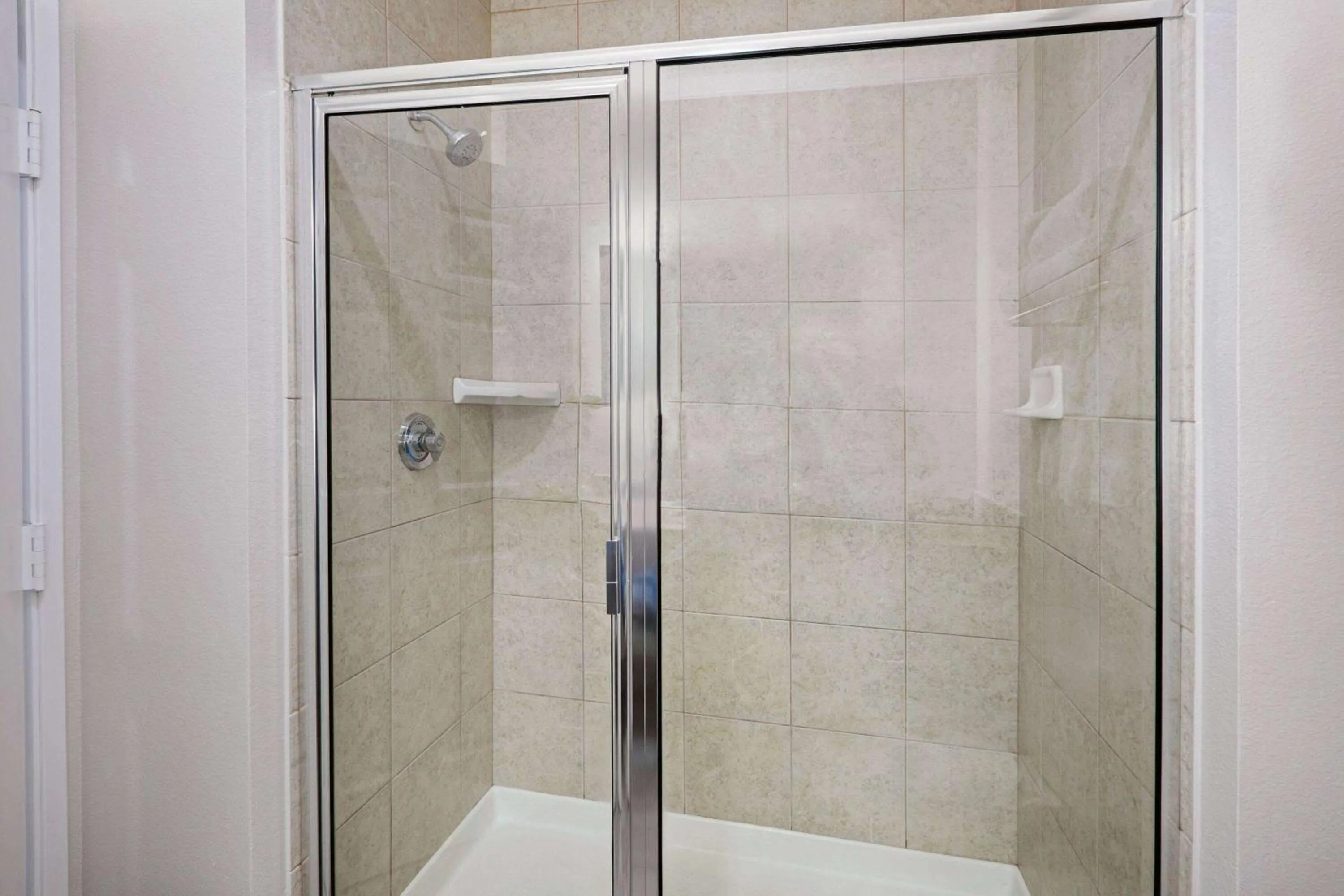 TV and multimedia in La Quinta by Wyndham Sulphur Springs