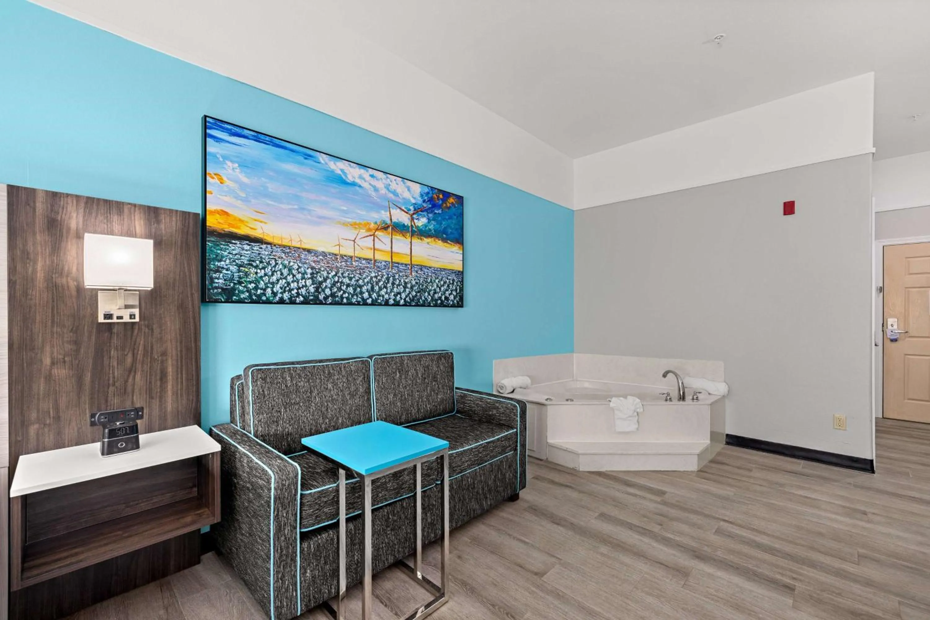 Photo of the whole room in La Quinta Inn Suites by Wyndham Raymondville Harlingen