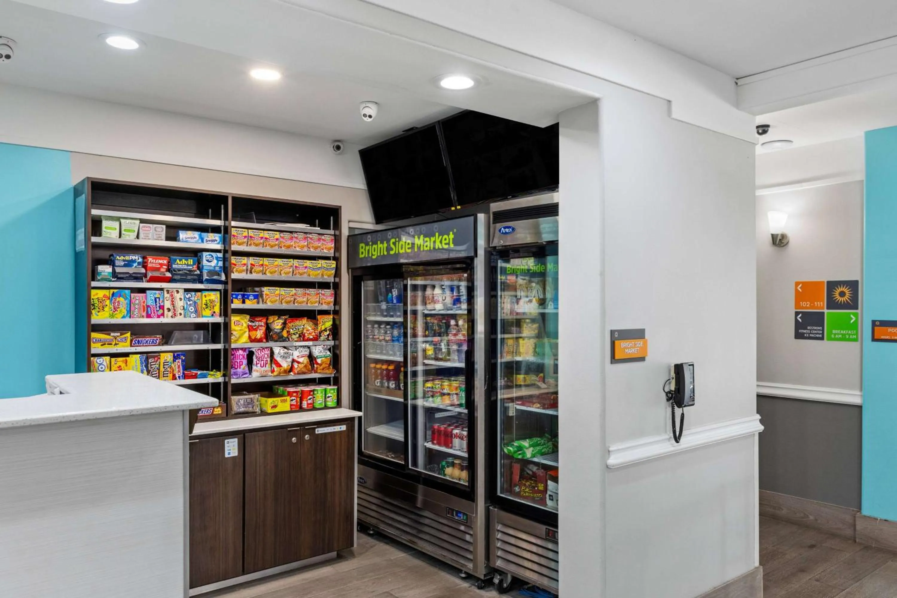 Lobby or reception in La Quinta Inn Suites by Wyndham Raymondville Harlingen