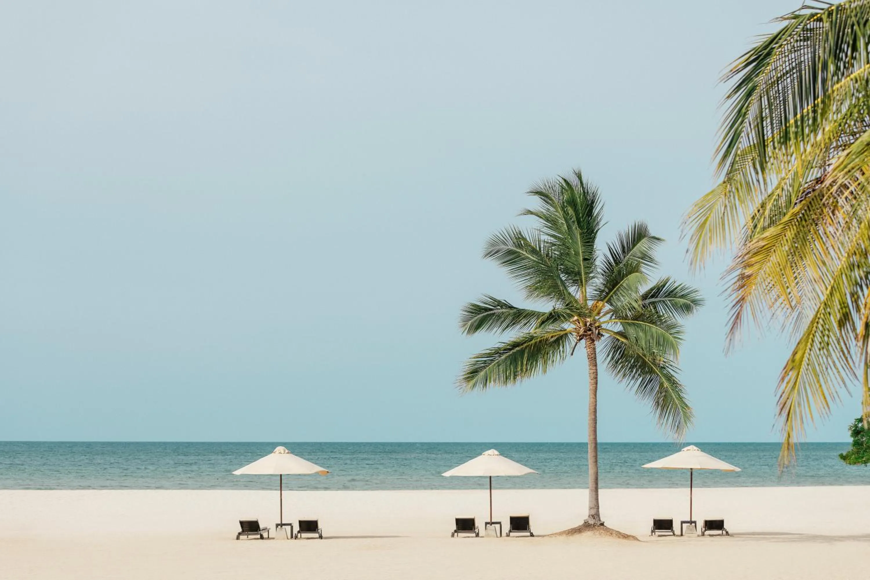 Beach in Uga Bay - Pasikuda