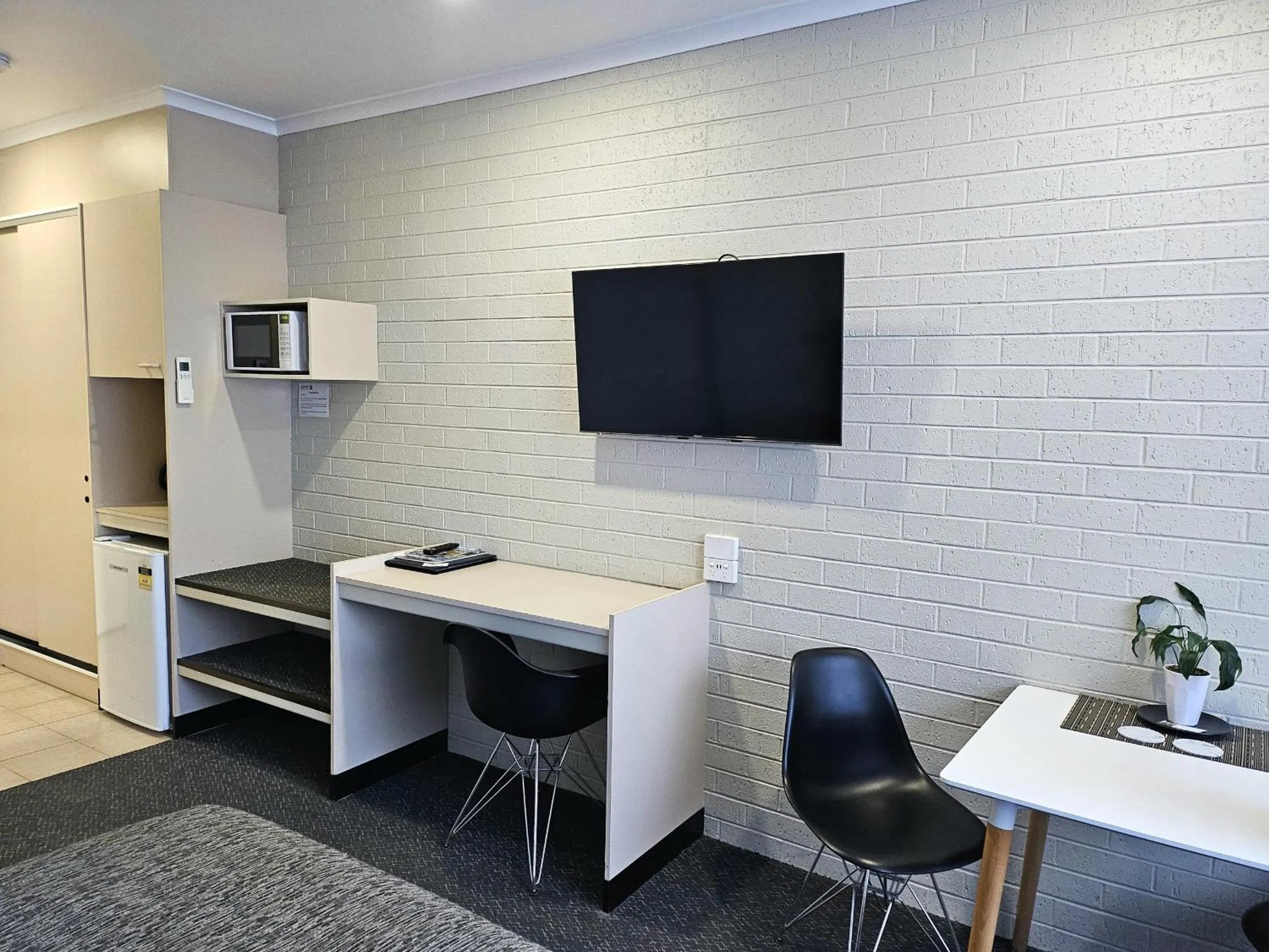 Bedroom in Central Deborah Motel