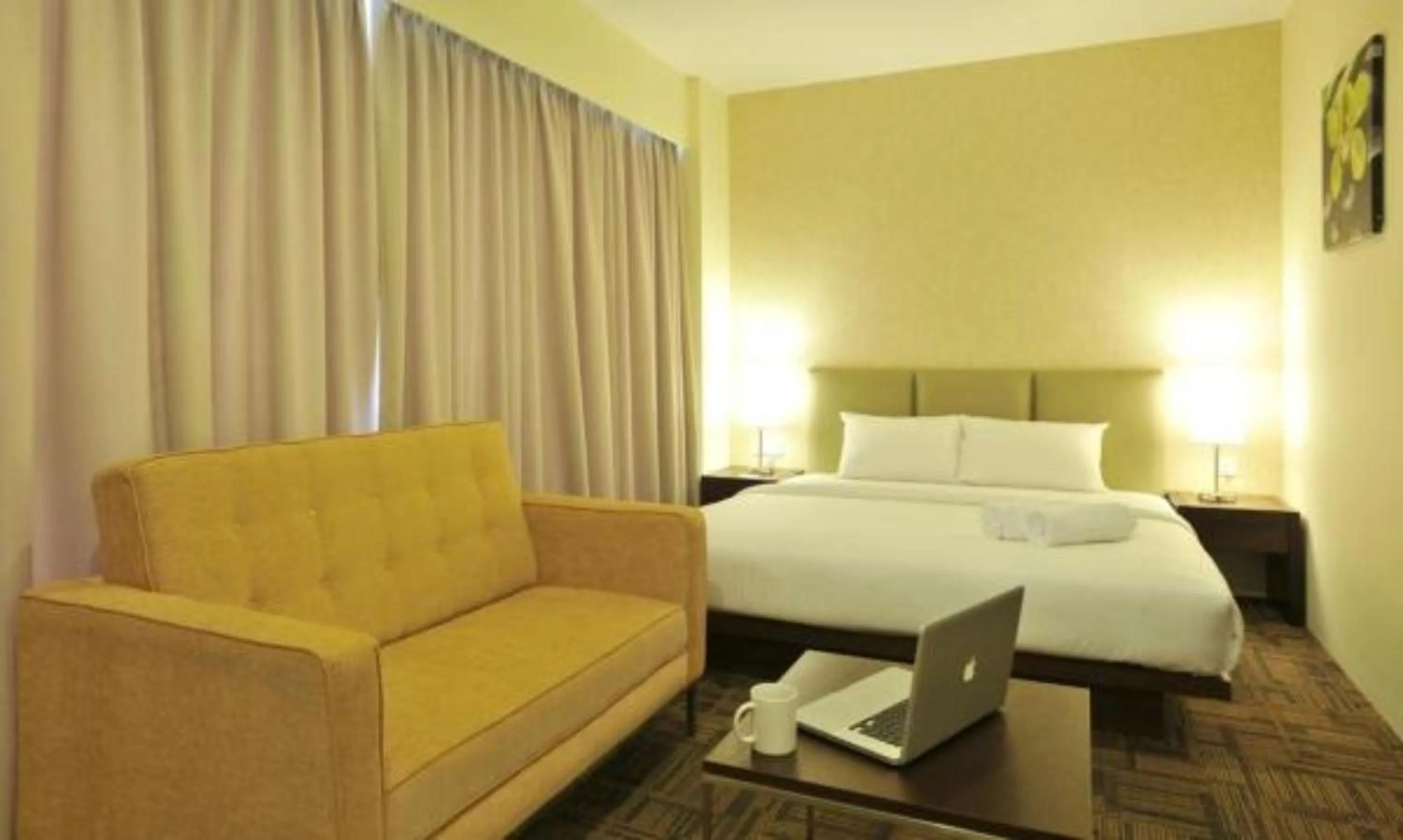 Bed in Hotel Primera Suite Cyberjaya