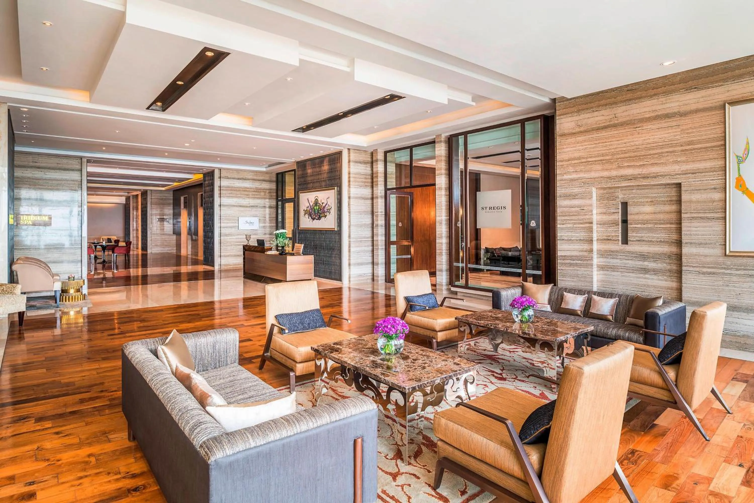 Lobby or reception in The St. Regis Mumbai