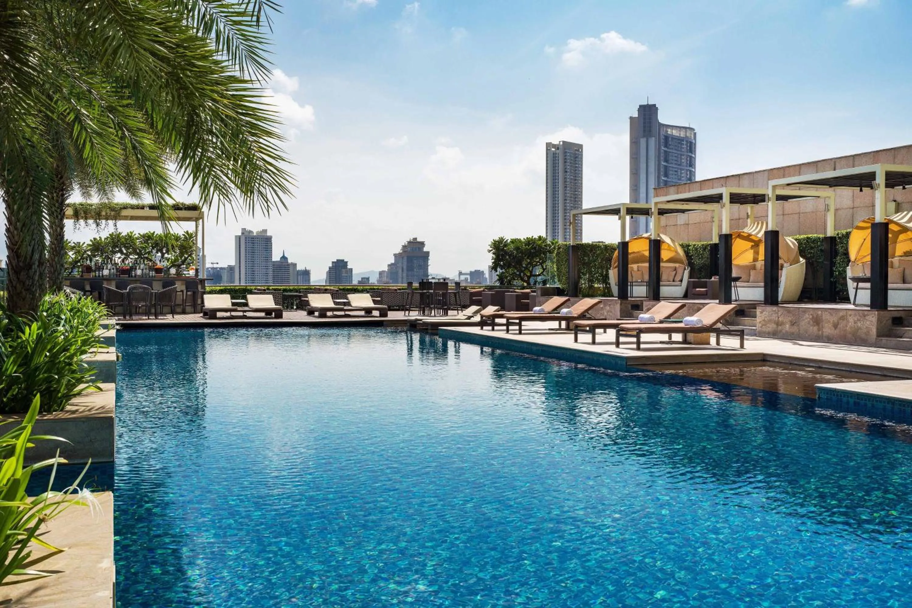 Swimming pool in The St. Regis Mumbai