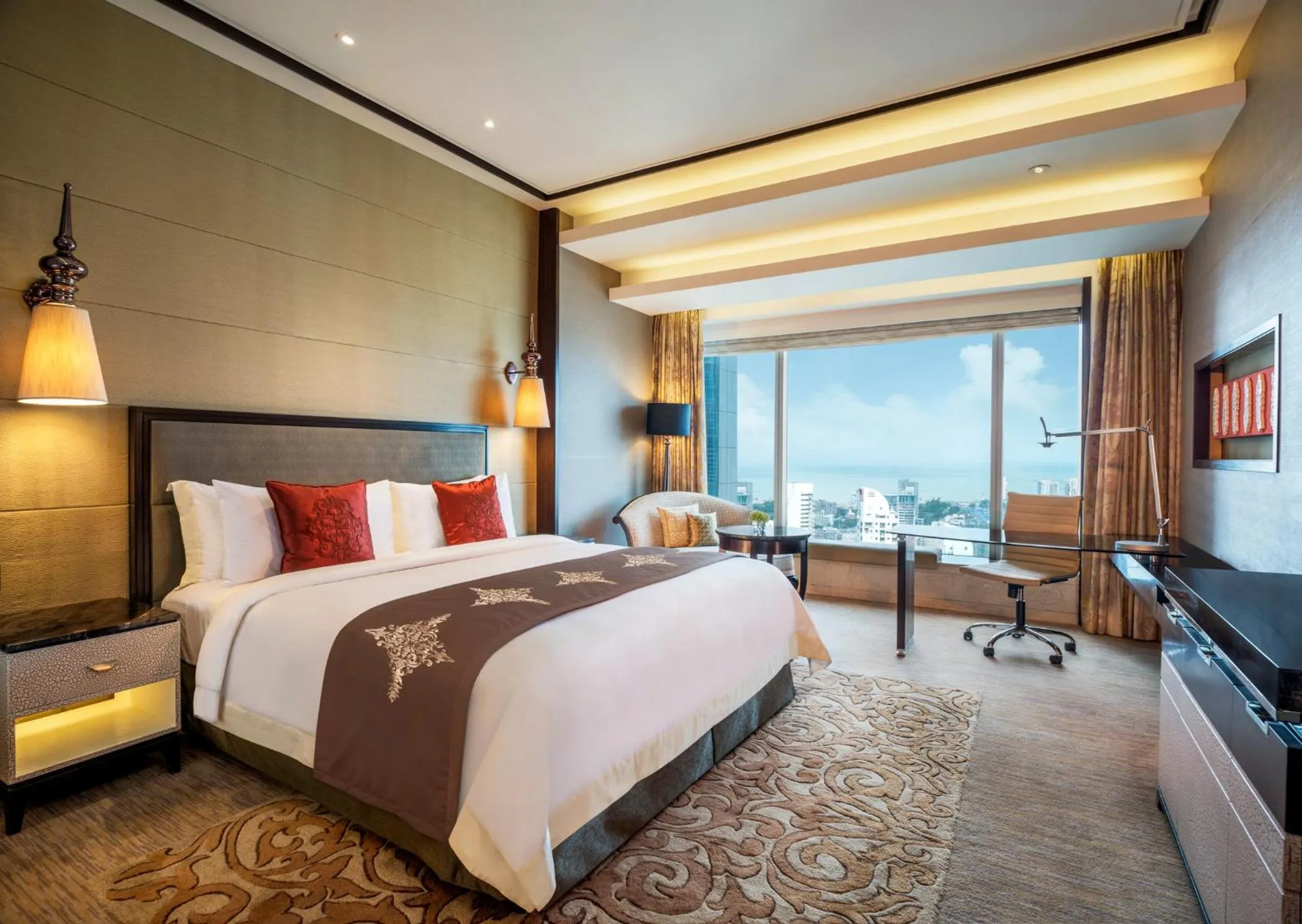 Bedroom, Bed in The St. Regis Mumbai