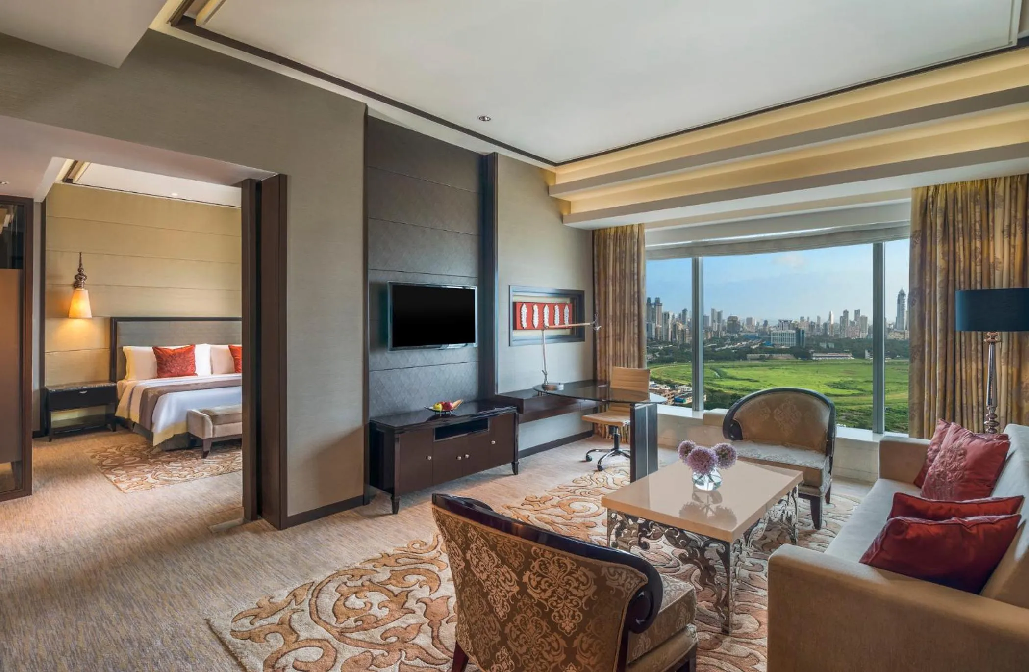 TV and multimedia, Bed in The St. Regis Mumbai
