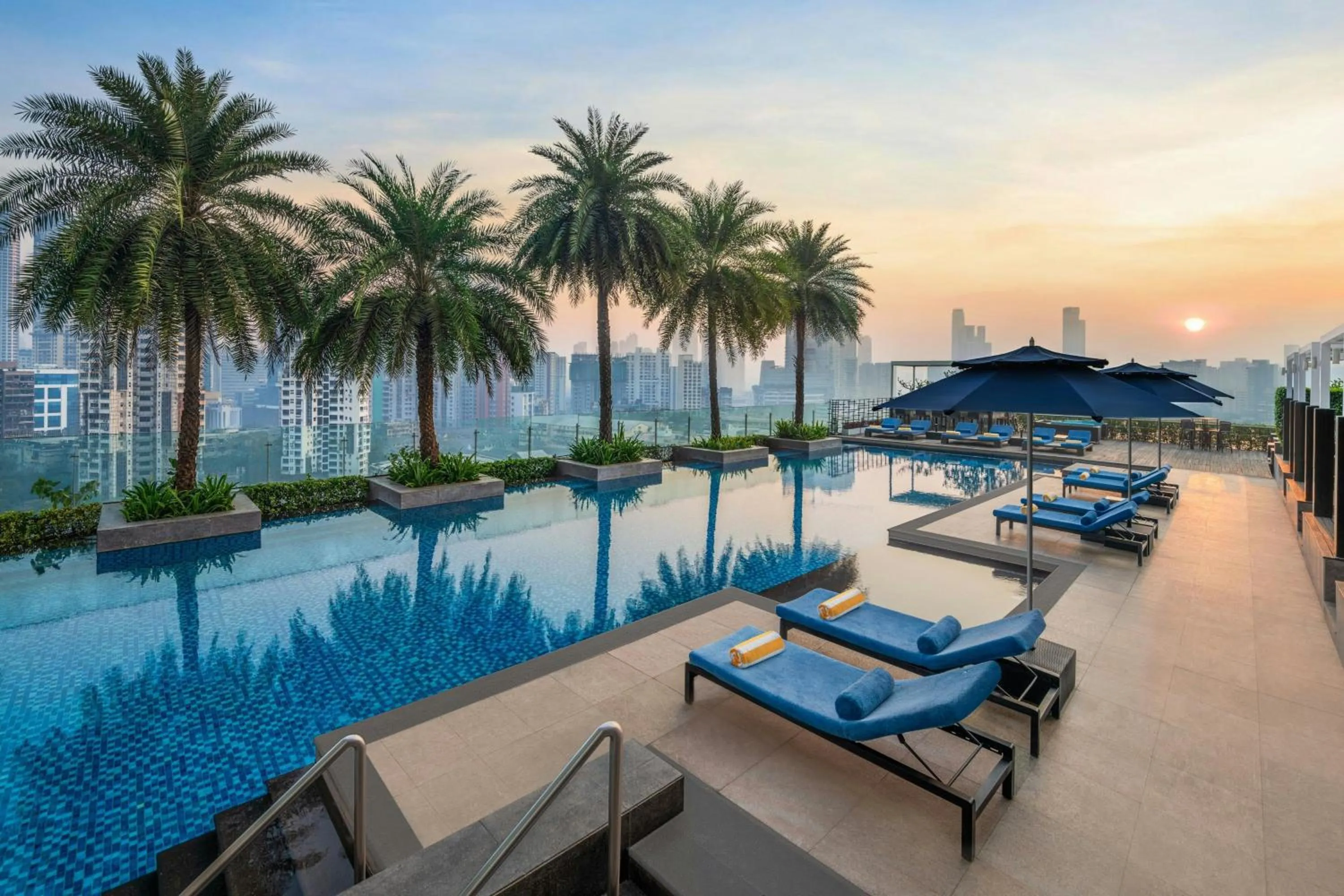 Swimming pool in The St. Regis Mumbai