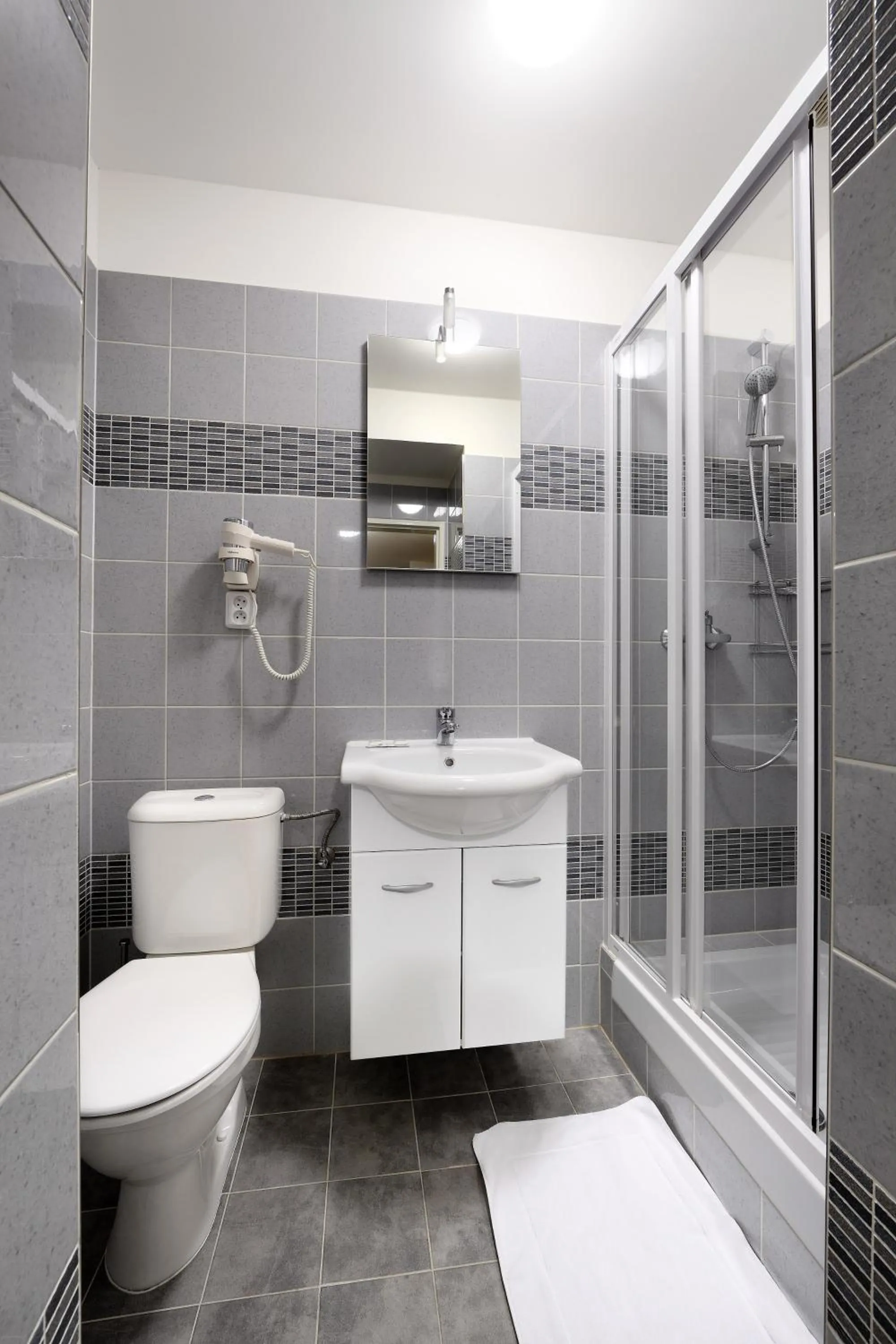 Salvator Superior Apartments