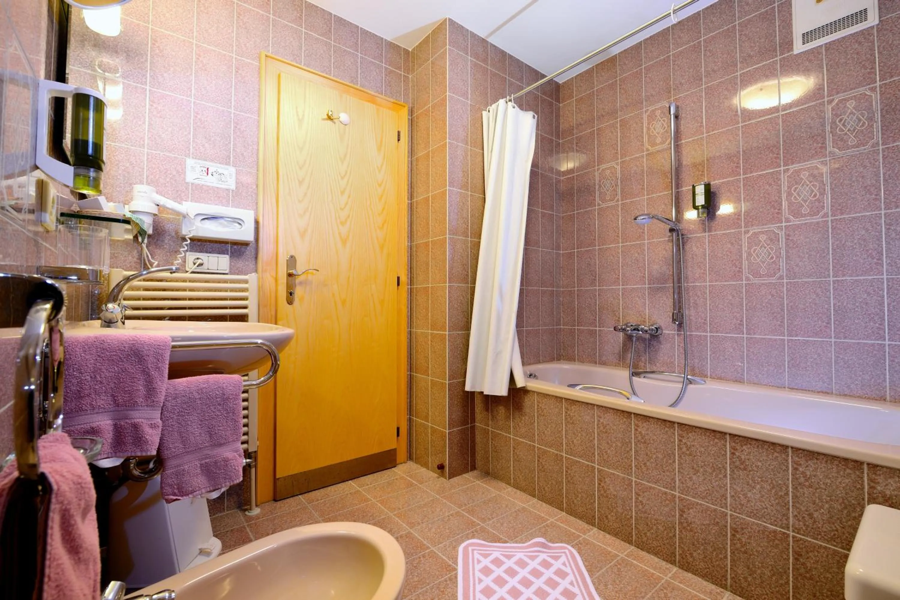 Photo of the whole room in Residence Bacher