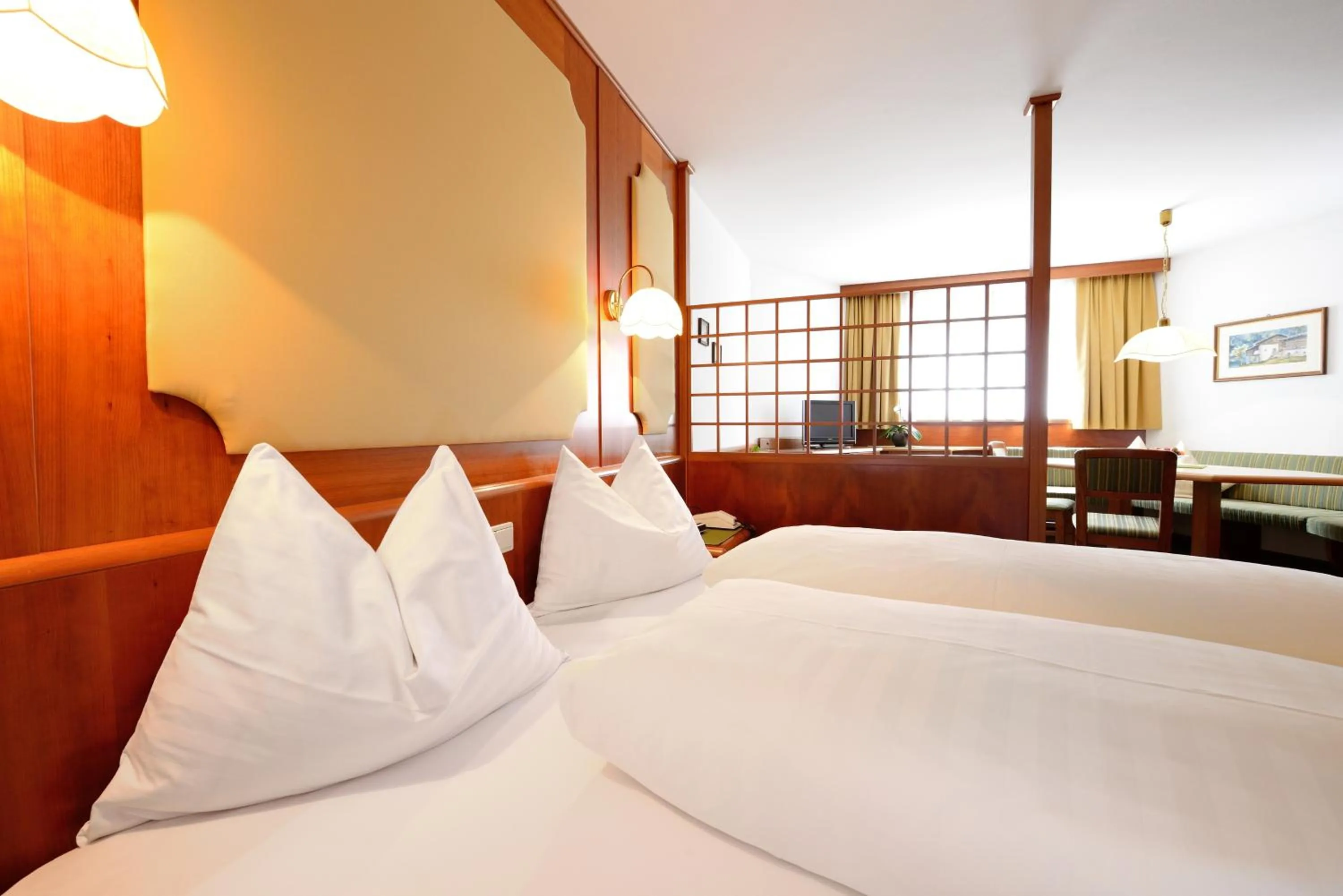 Photo of the whole room, Bed in Residence Bacher