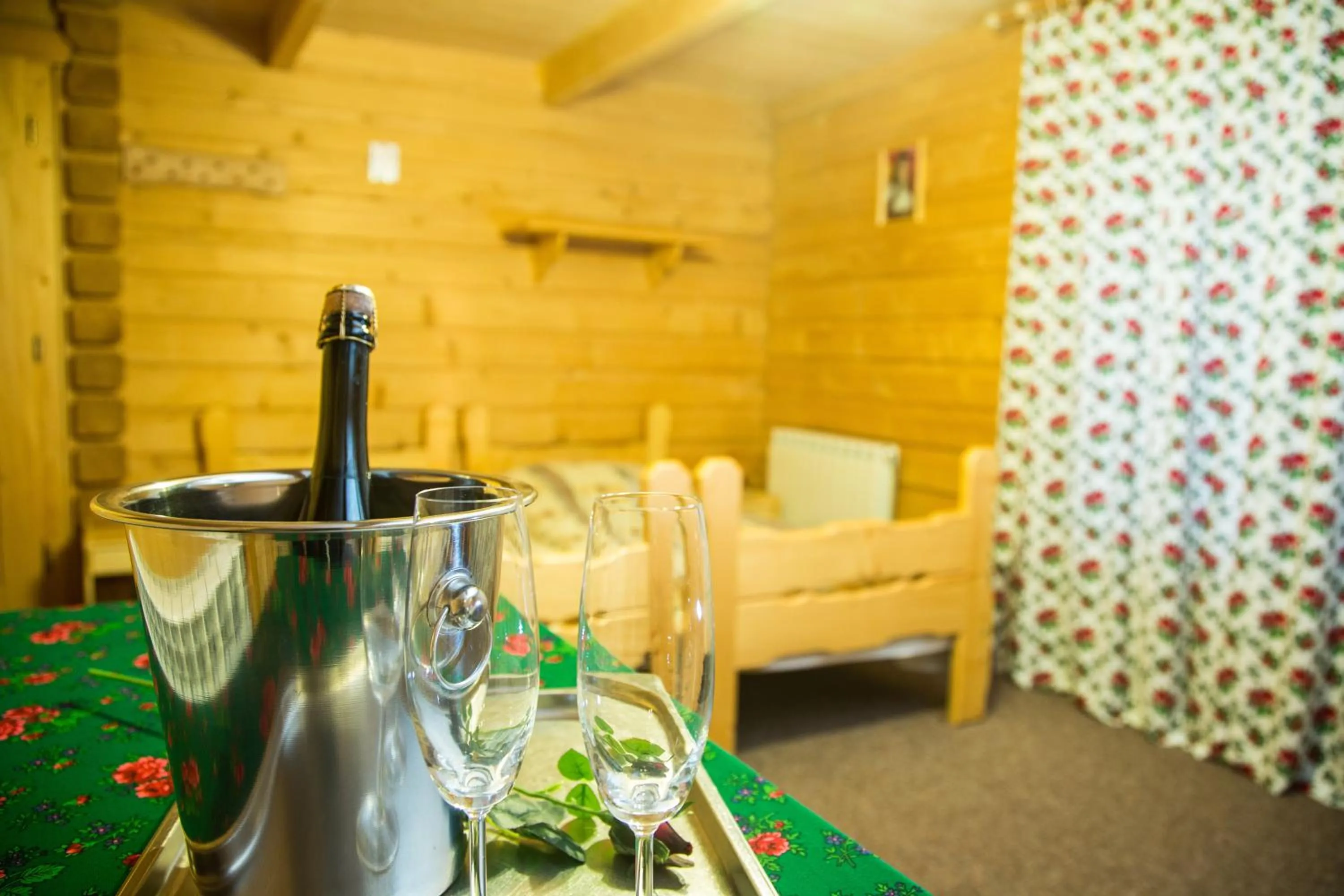 Photo of the whole room in Willa Magdalena