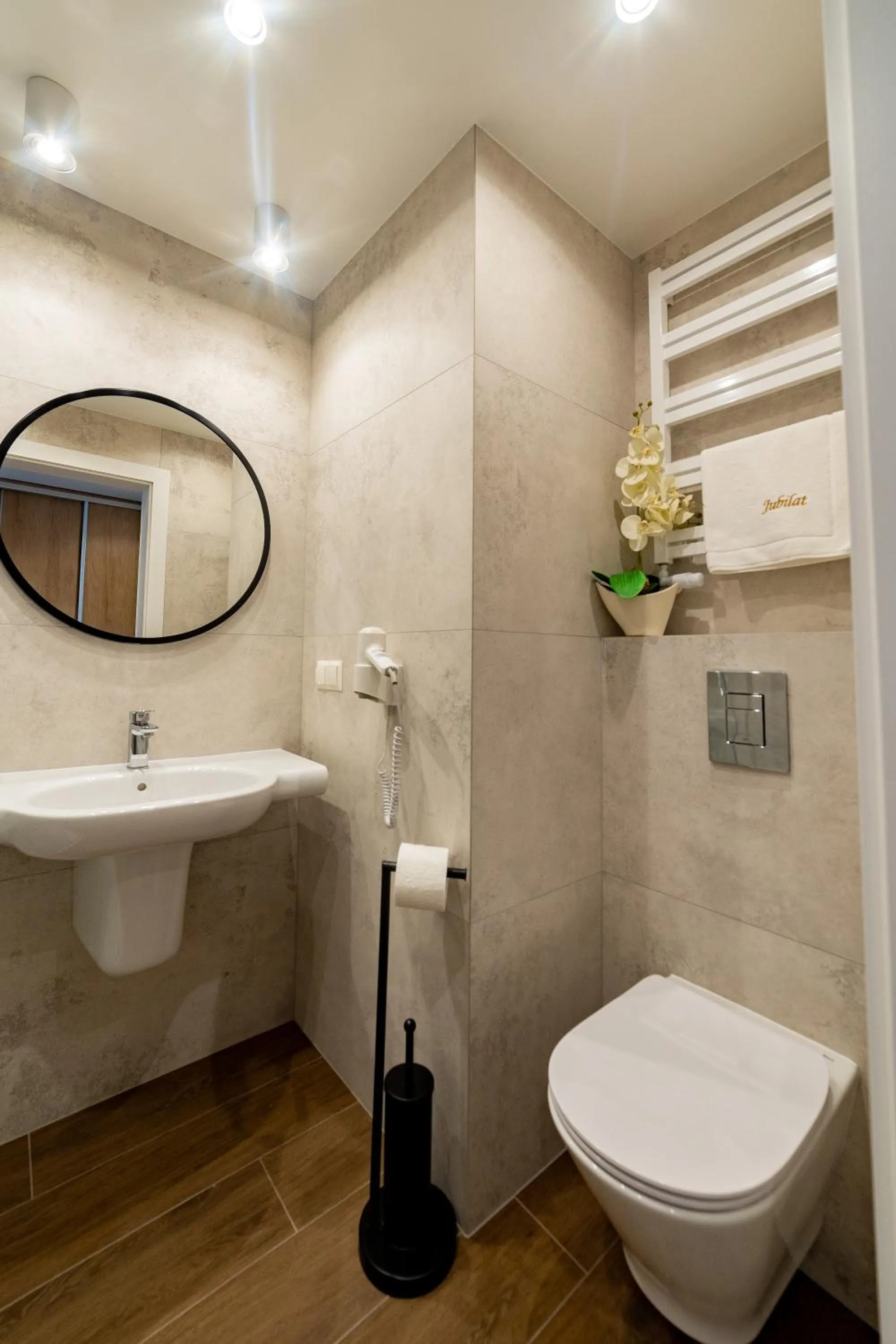 Toilet in Hotel Jubilat