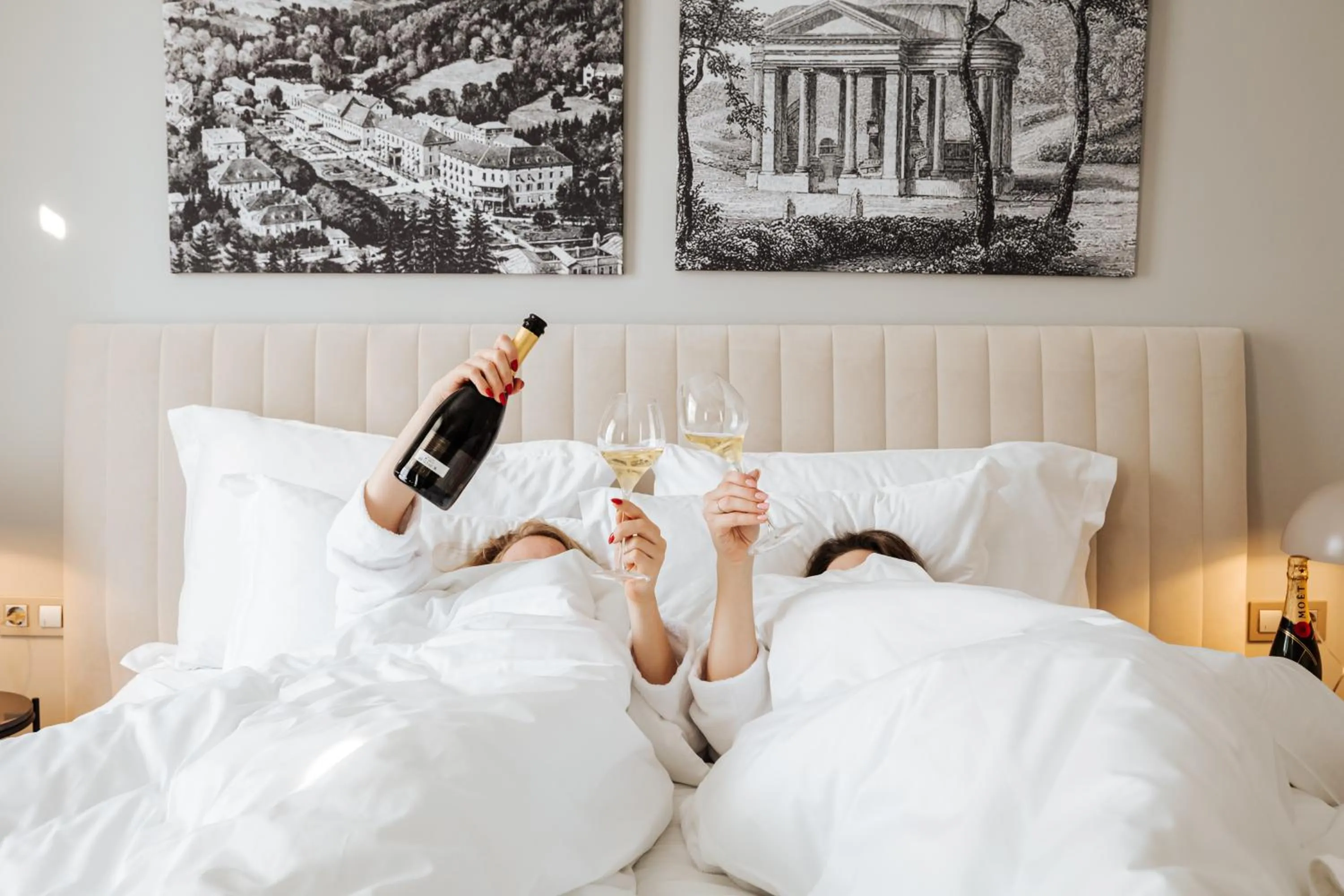 People in Hotel Slatina Superior