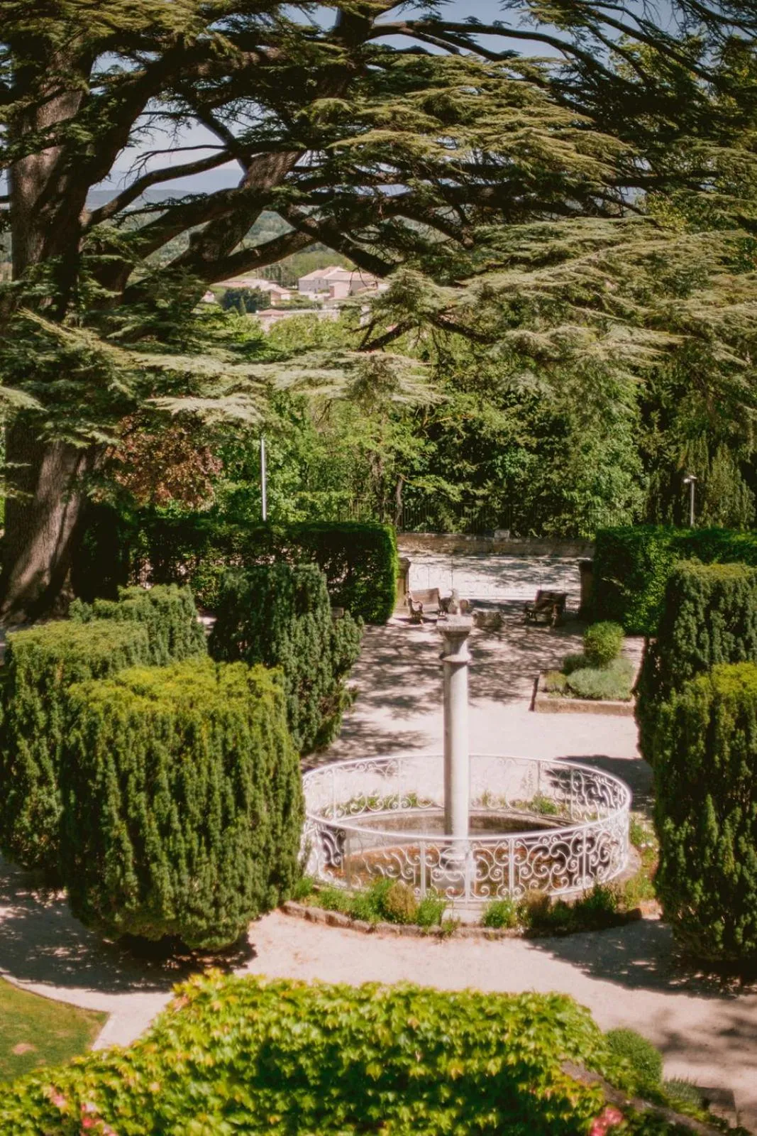 Garden in Chateau de Varenne