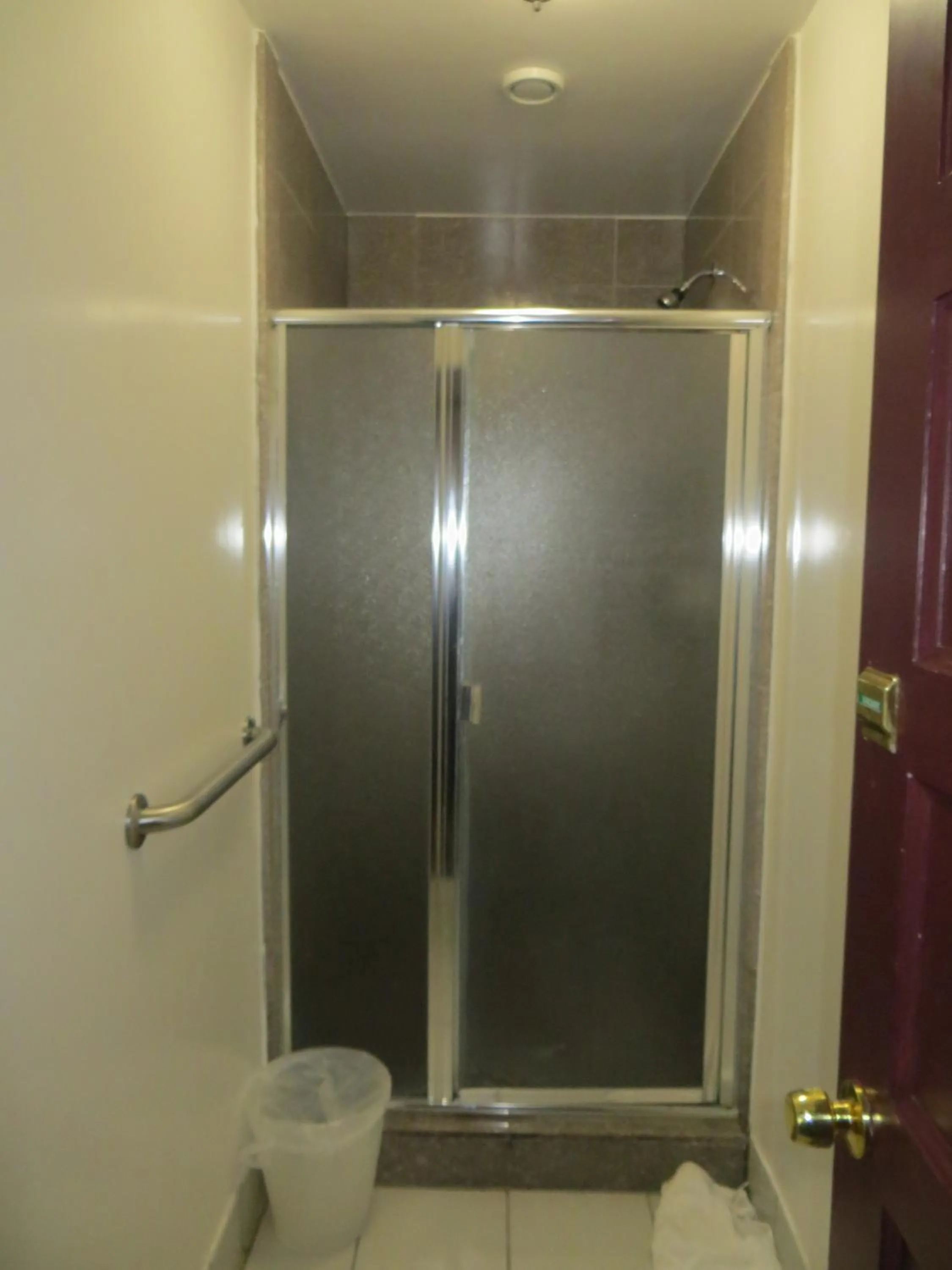 Bathroom in Hotel North Beach