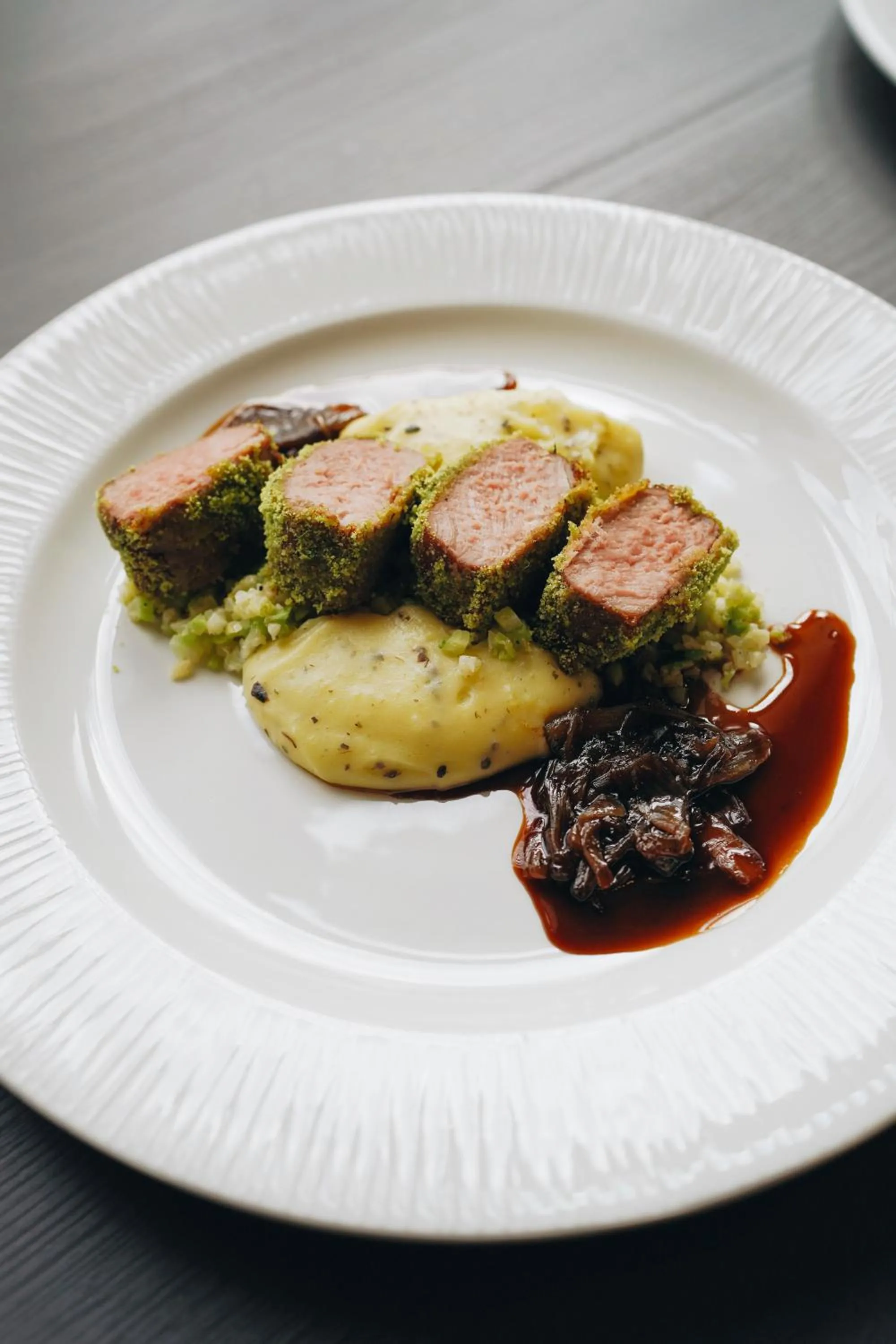 Restaurant/places to eat in Hotel Větruše