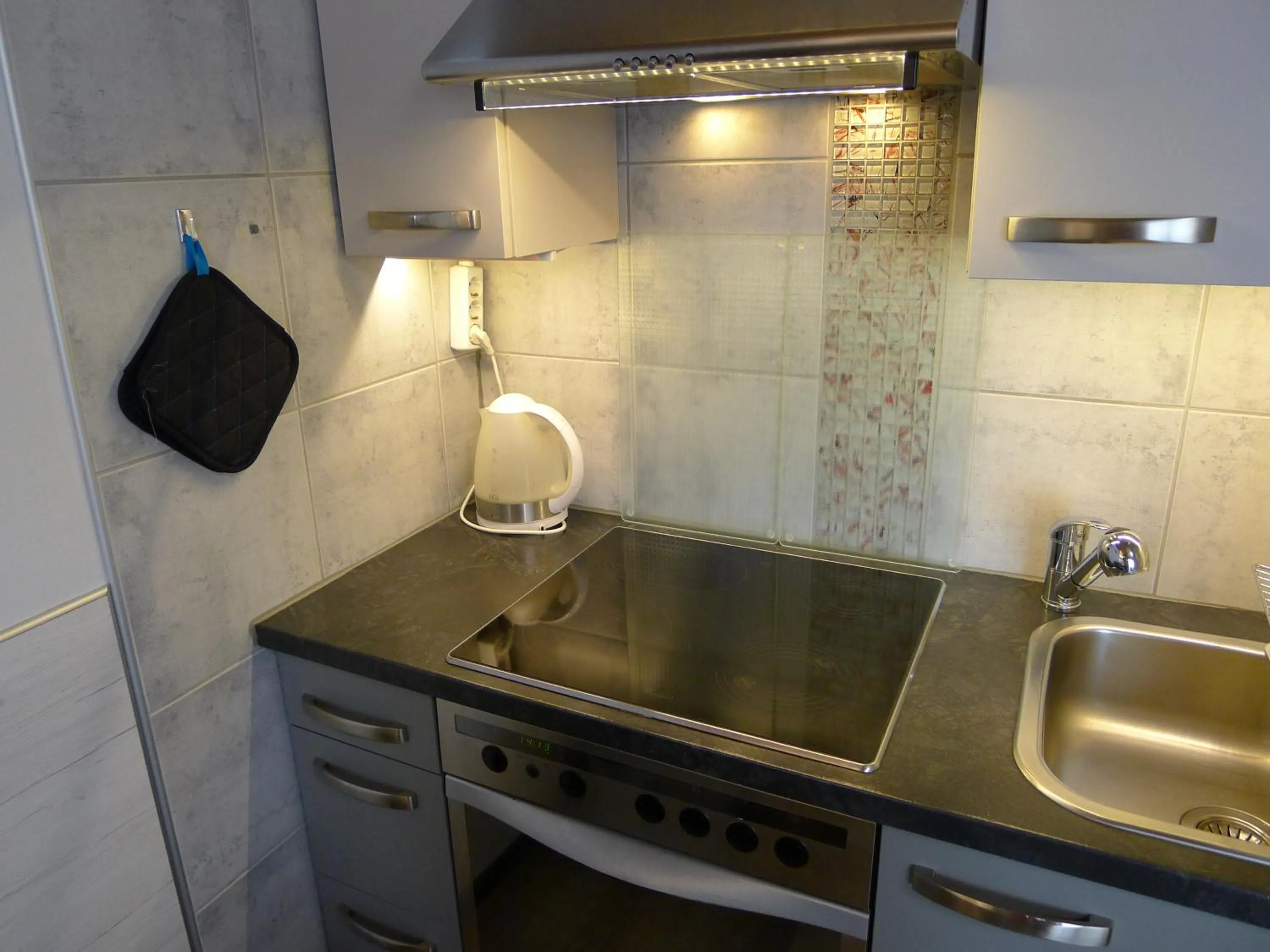 Kitchen or kitchenette in Alpenappartement Claudia