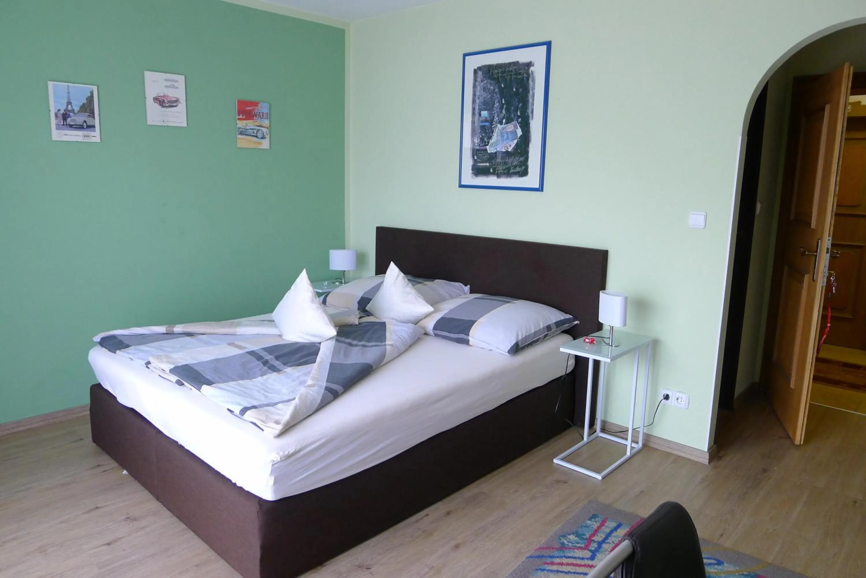 Photo of the whole room, Bed in Alpenappartement Claudia