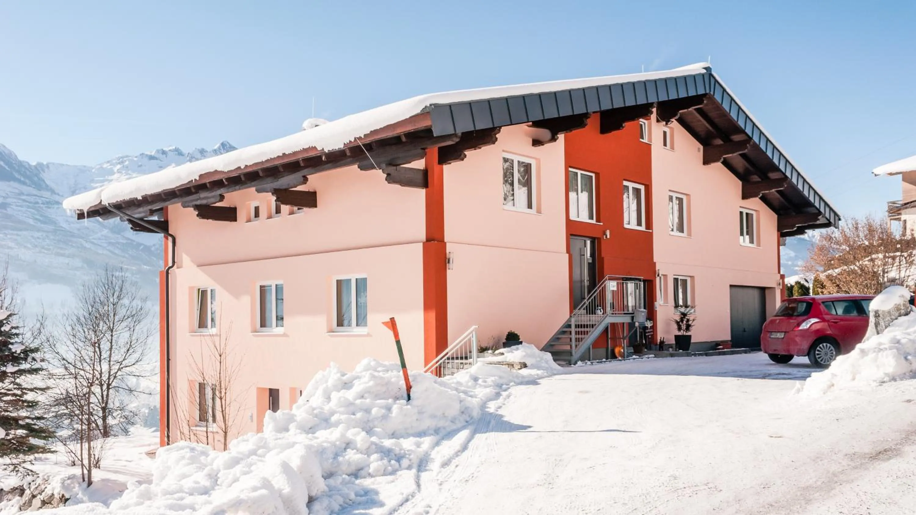 Facade/entrance in Alpenappartement Claudia