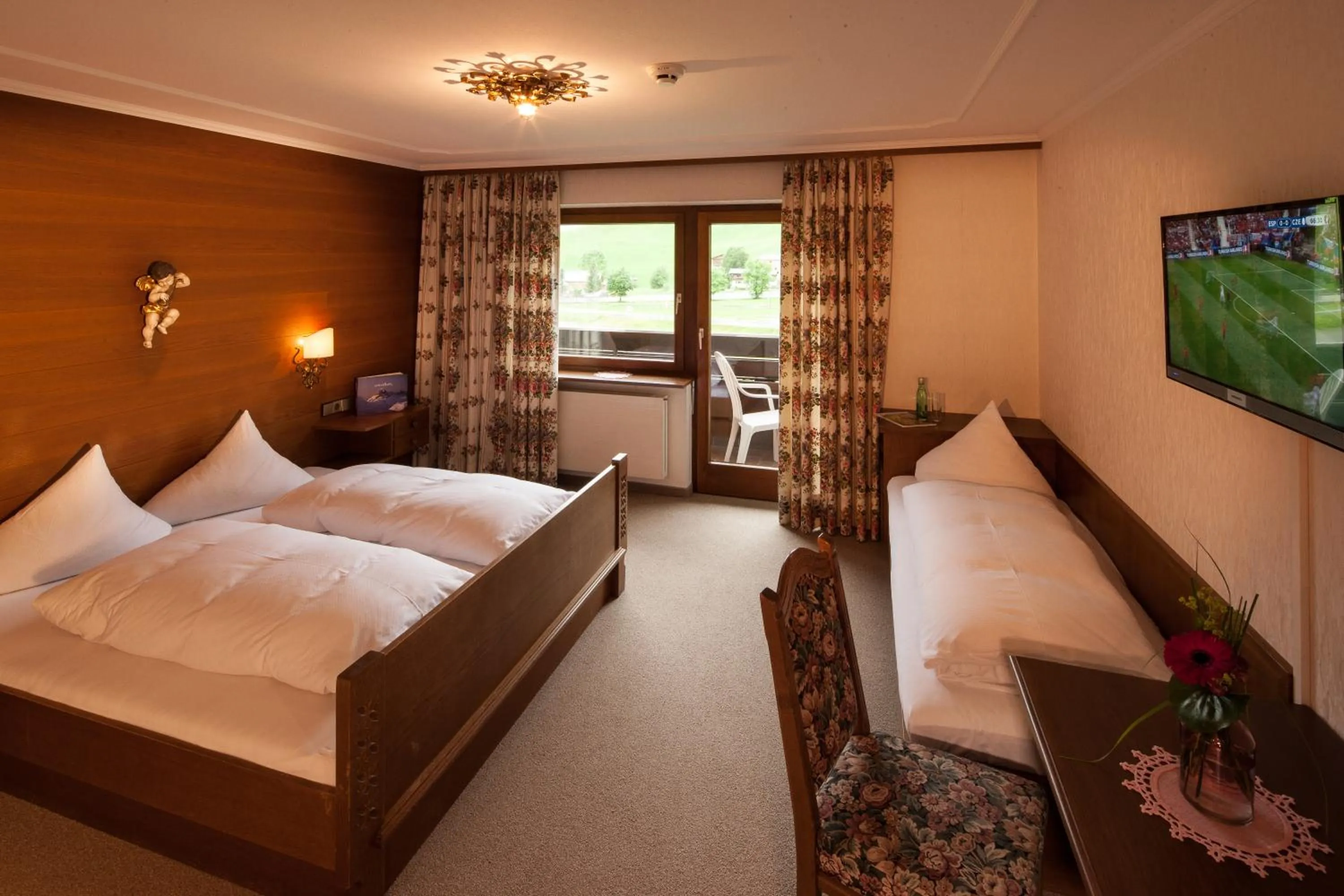 Bedroom, Bed in Hotel Elisabeth