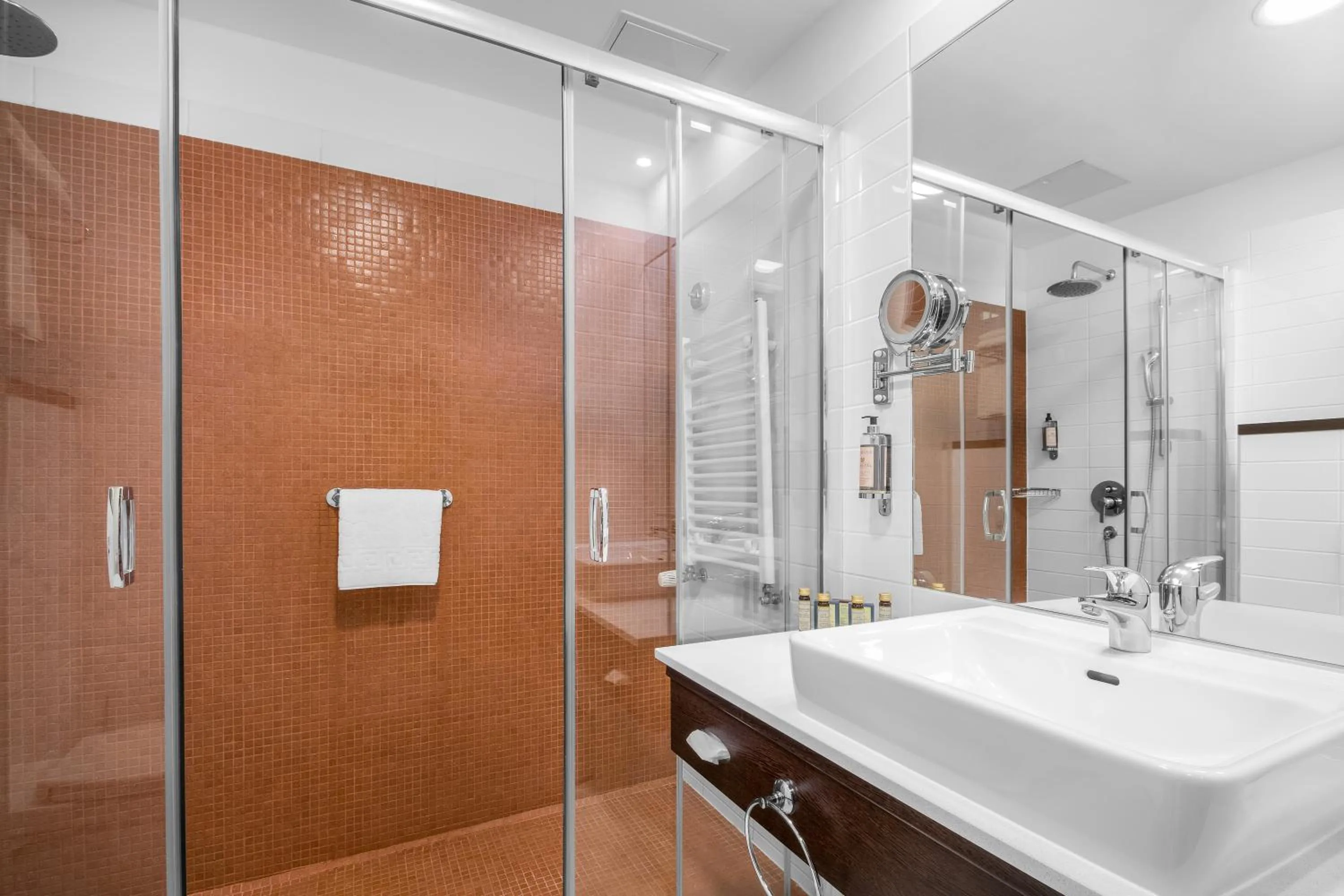 Bathroom in Bonvital Hotel Hévíz Superior Adults Only