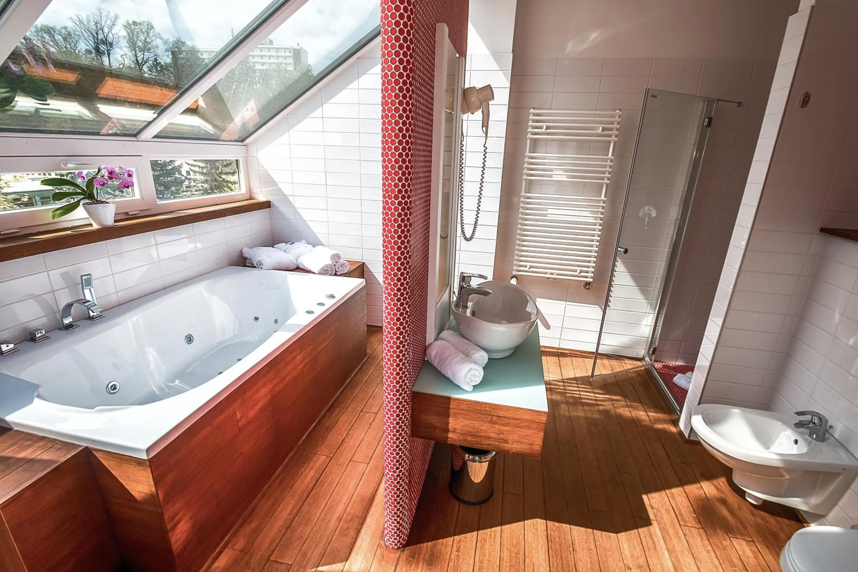 Bathroom in Bonvital Hotel Hévíz Superior Adults Only