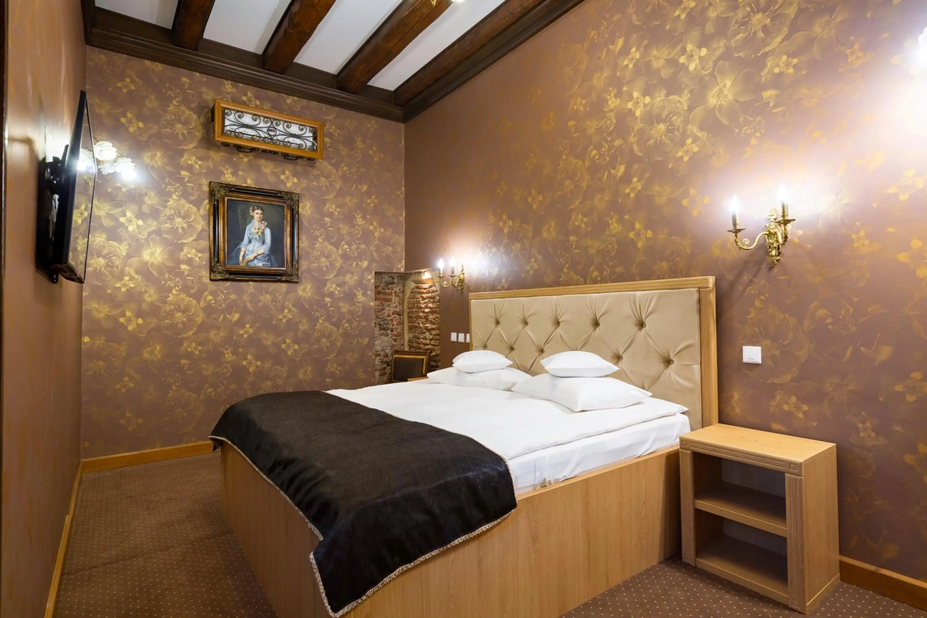 Bed in Hotel Am Ring