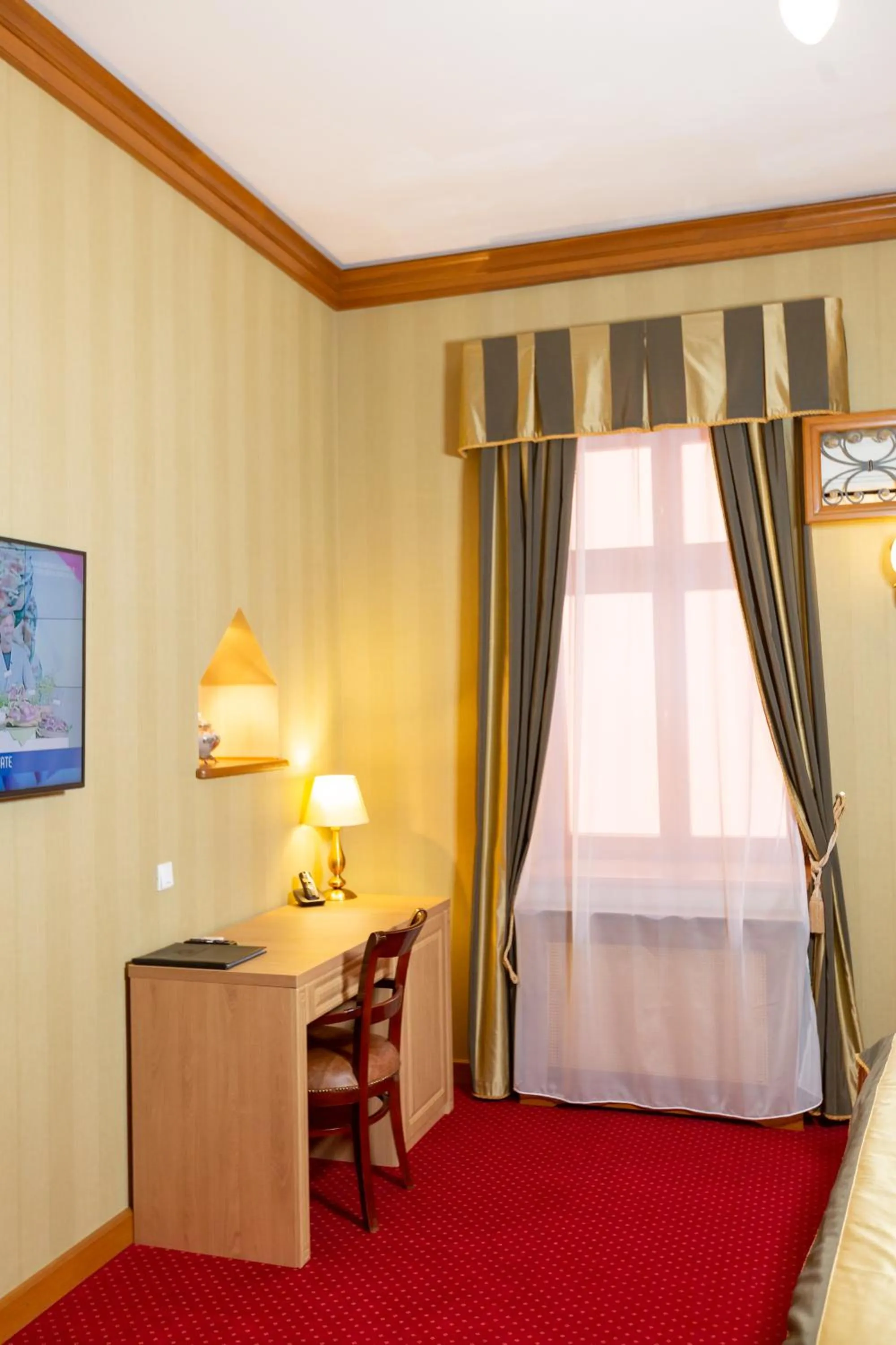 Bed in Hotel Am Ring