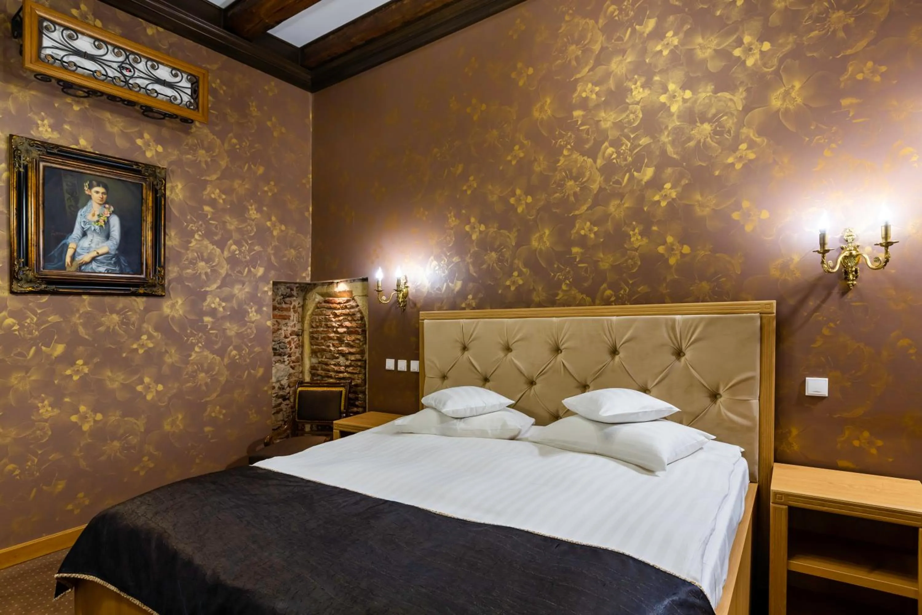 Bed in Hotel Am Ring