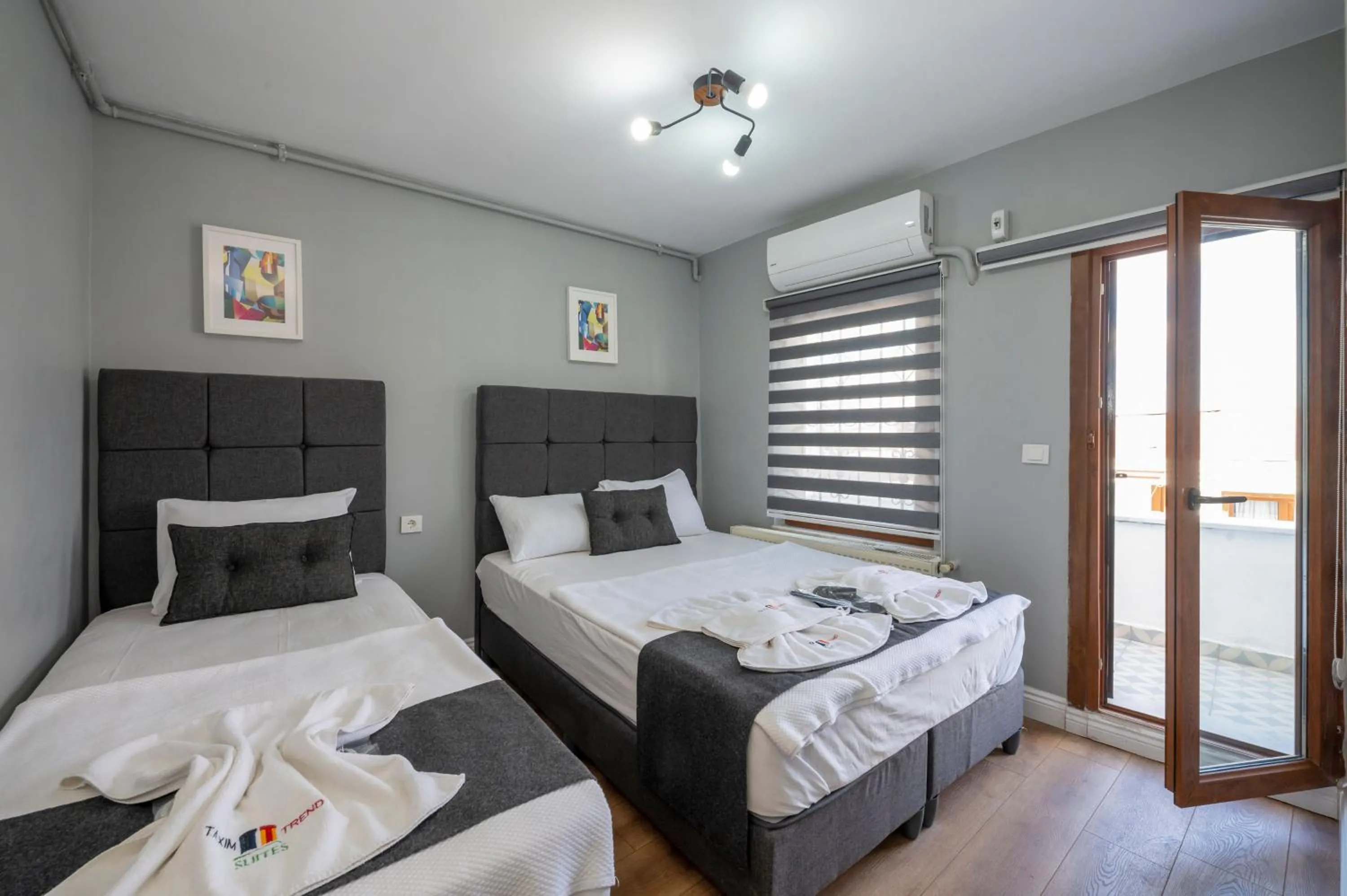 Bed in Taxim Trend Suites