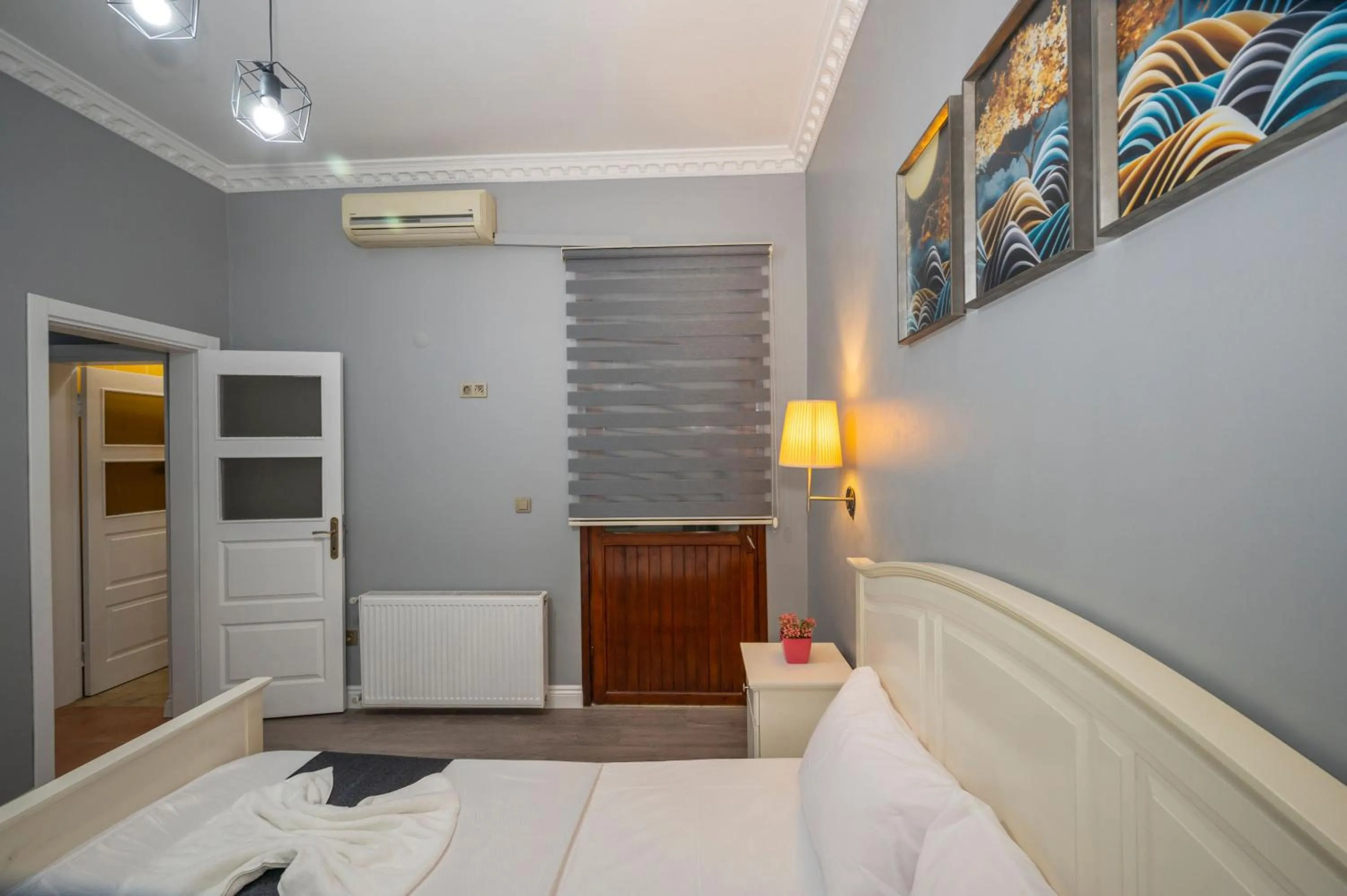 Massage, Bed in Taxim Trend Suites