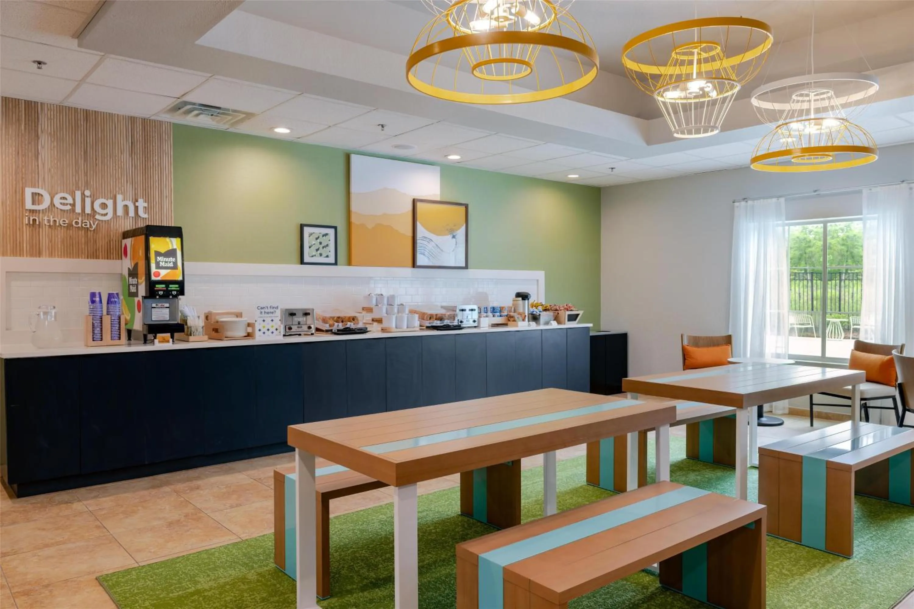 Breakfast in Spark by Hilton Hammond