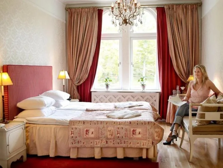 Guests, Bed in Thorskogs Slott