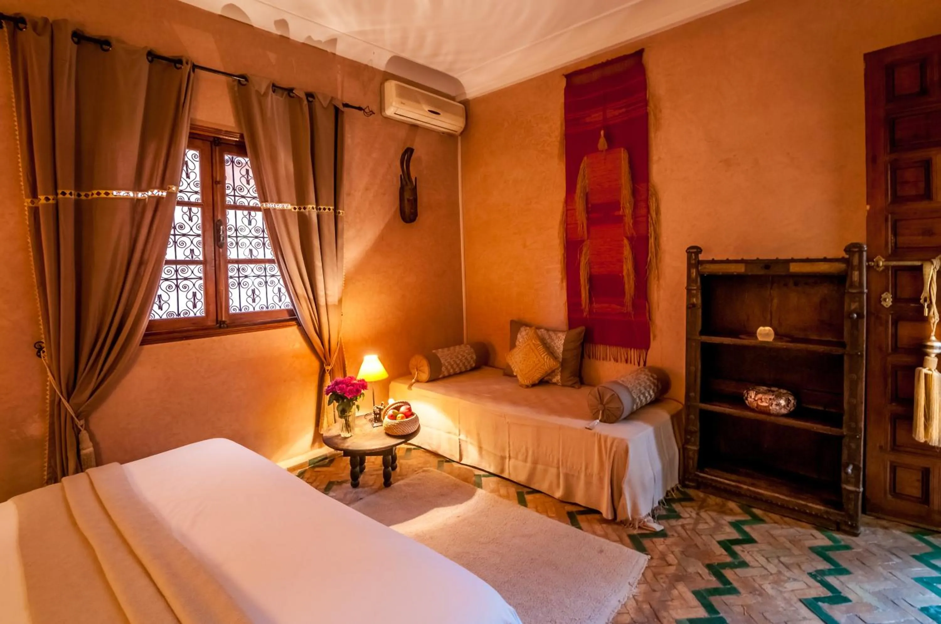 Photo of the whole room, Bed in Riad Eden