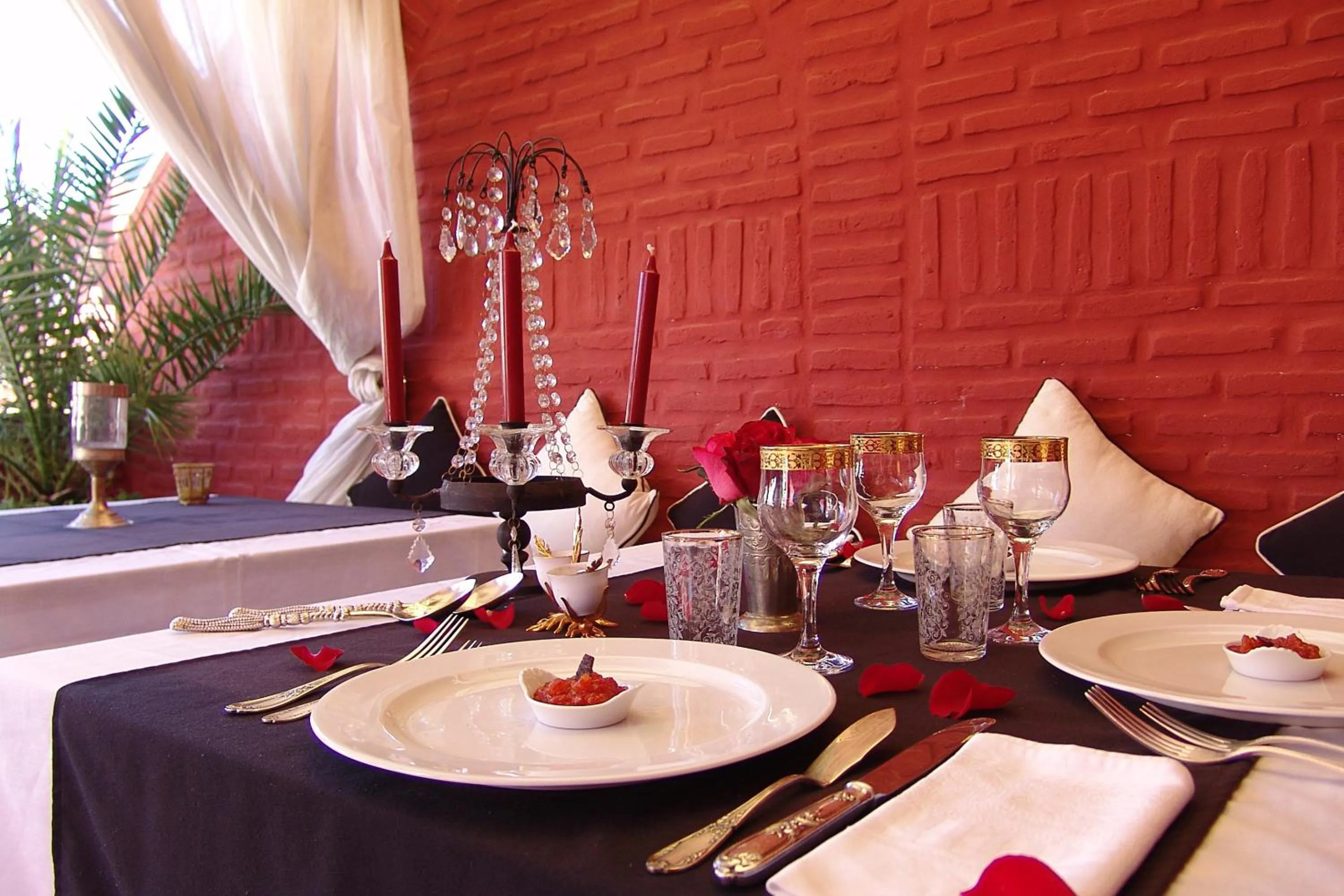 Restaurant/places to eat in Riad Eden