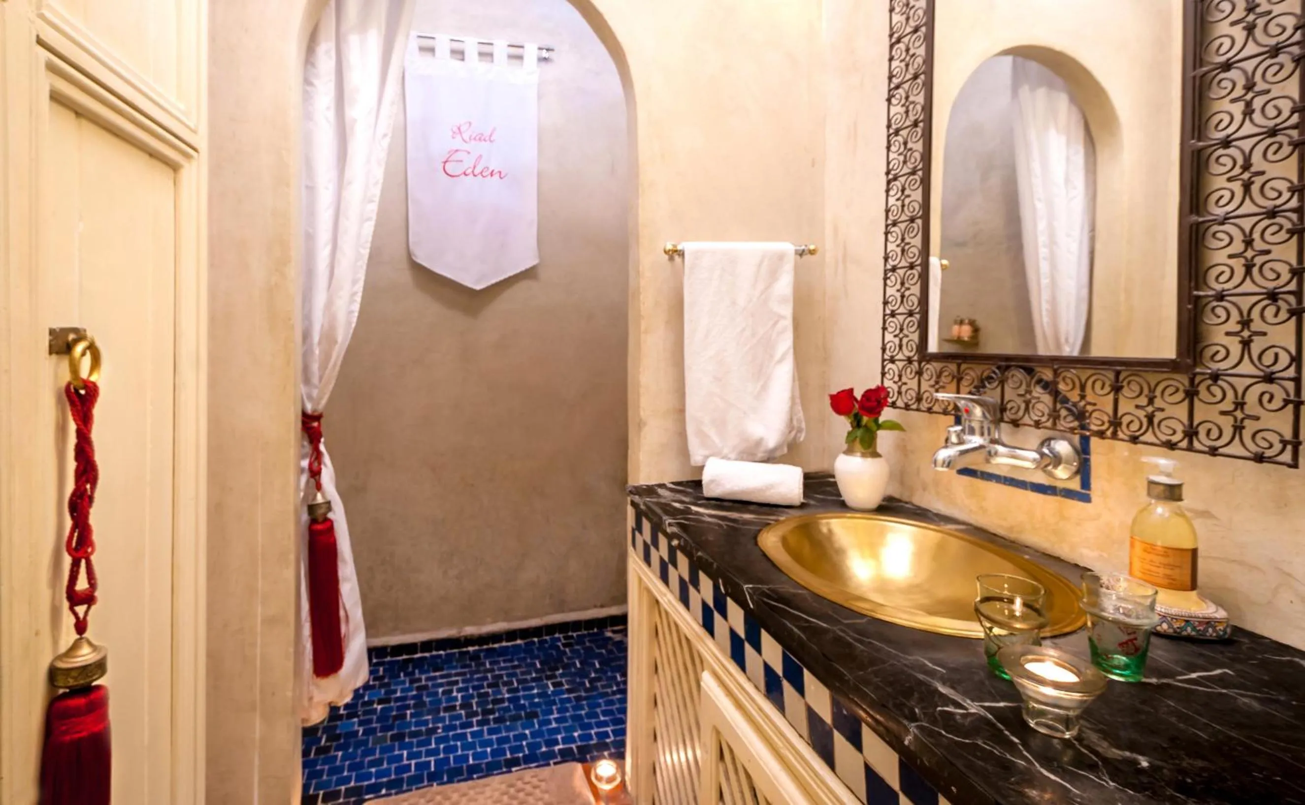 Shower in Riad Eden