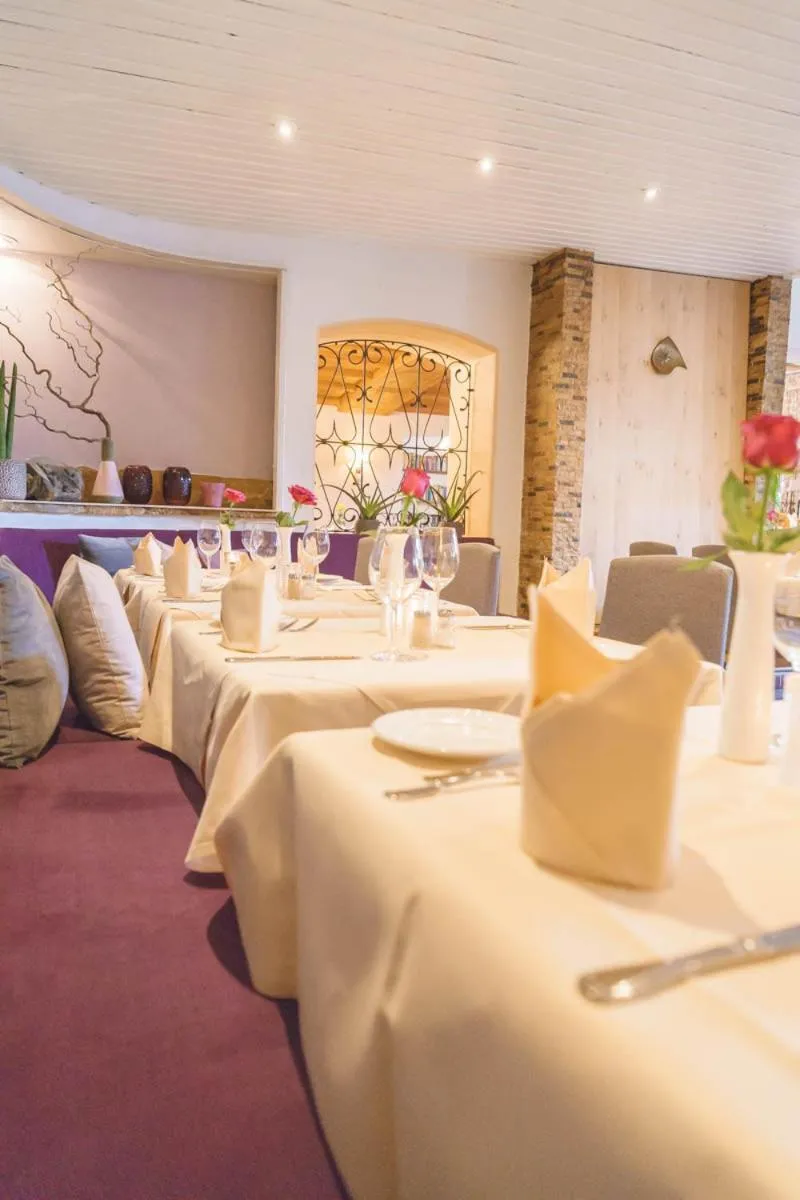 Restaurant/places to eat in Bodensee Hotel Sternen