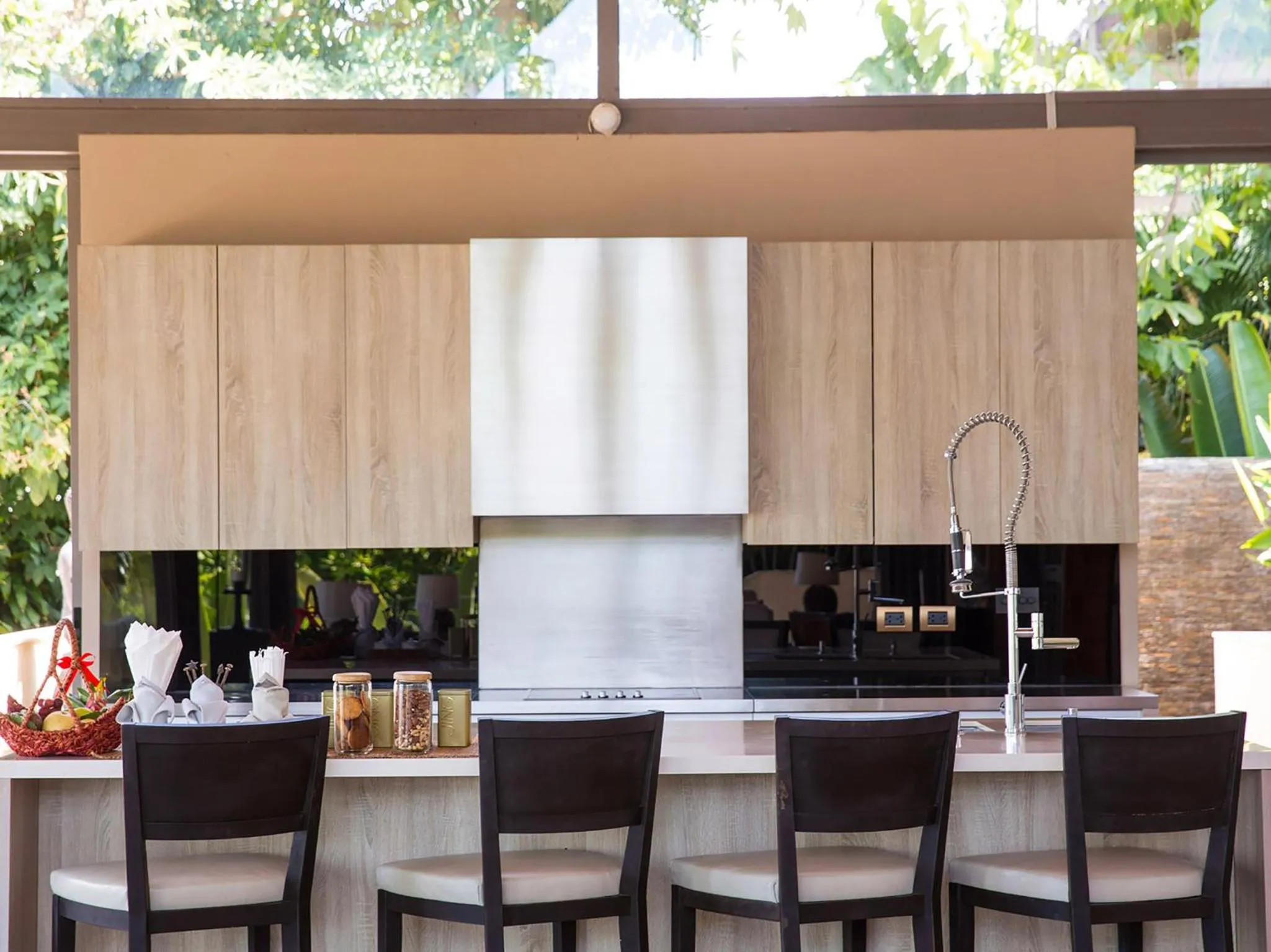 Kitchen or kitchenette in Panacea Retreat